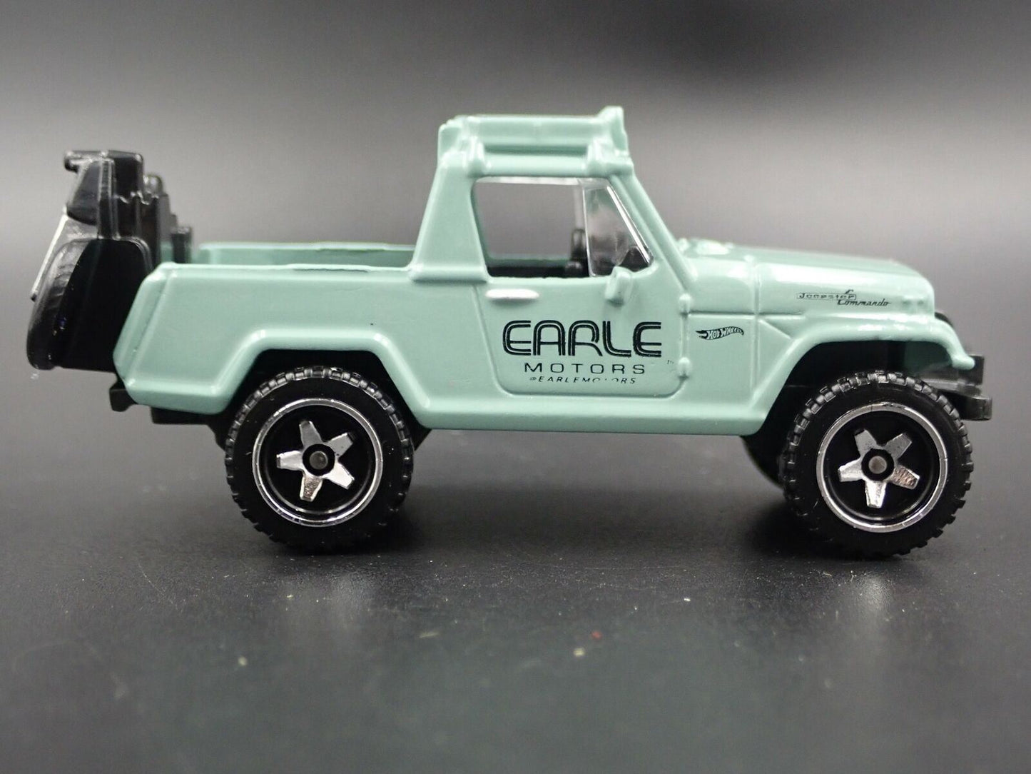 1966 - 1973 JEEP JEEPSTER COMMANDO RARE 1:64 SCALE DIORAMA DIECAST MODEL CAR