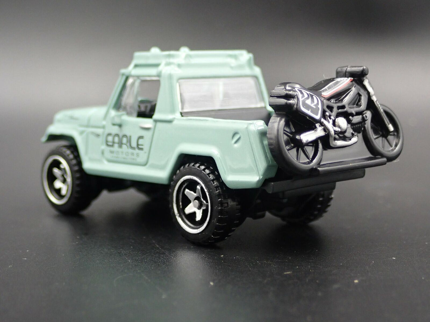1966 - 1973 JEEP JEEPSTER COMMANDO RARE 1:64 SCALE DIORAMA DIECAST MODEL CAR