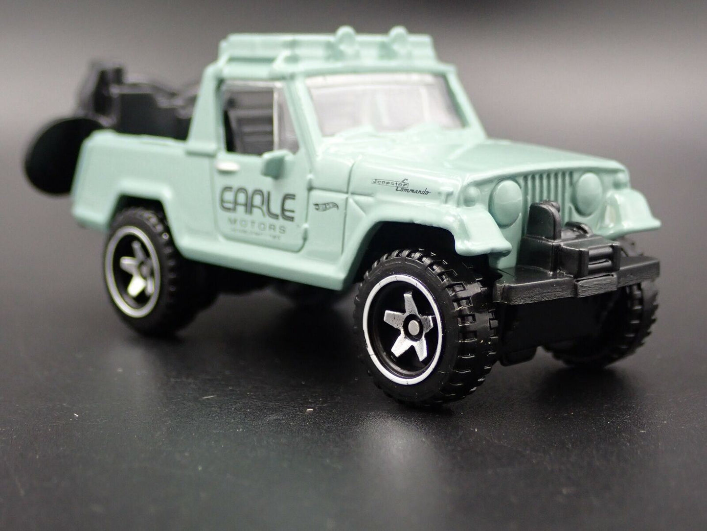 1966 - 1973 JEEP JEEPSTER COMMANDO RARE 1:64 SCALE DIORAMA DIECAST MODEL CAR