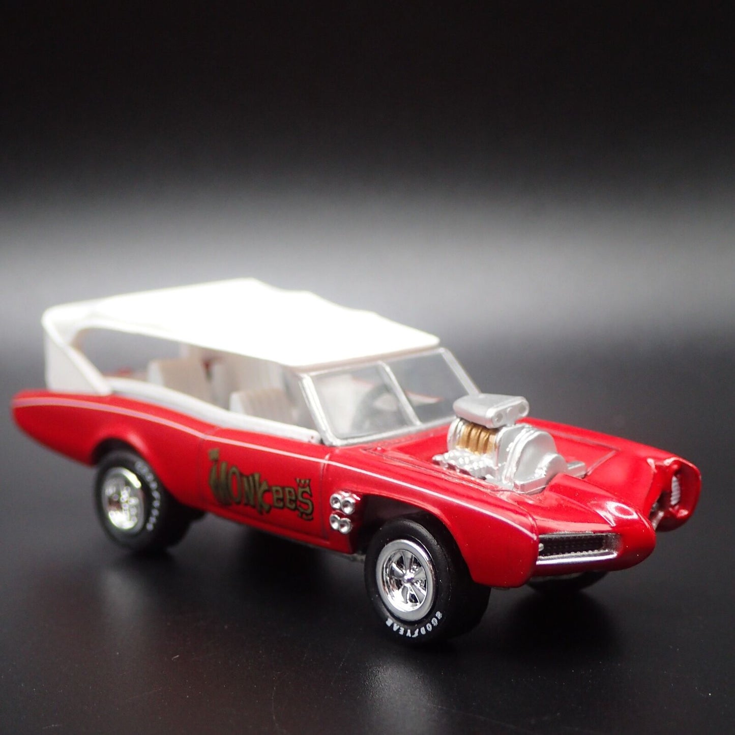 THE MONKEES MOBILE 1966 66 PONTIAC GTO 1/64 SCALE COLLECTIBLE DIECAST MODEL CAR