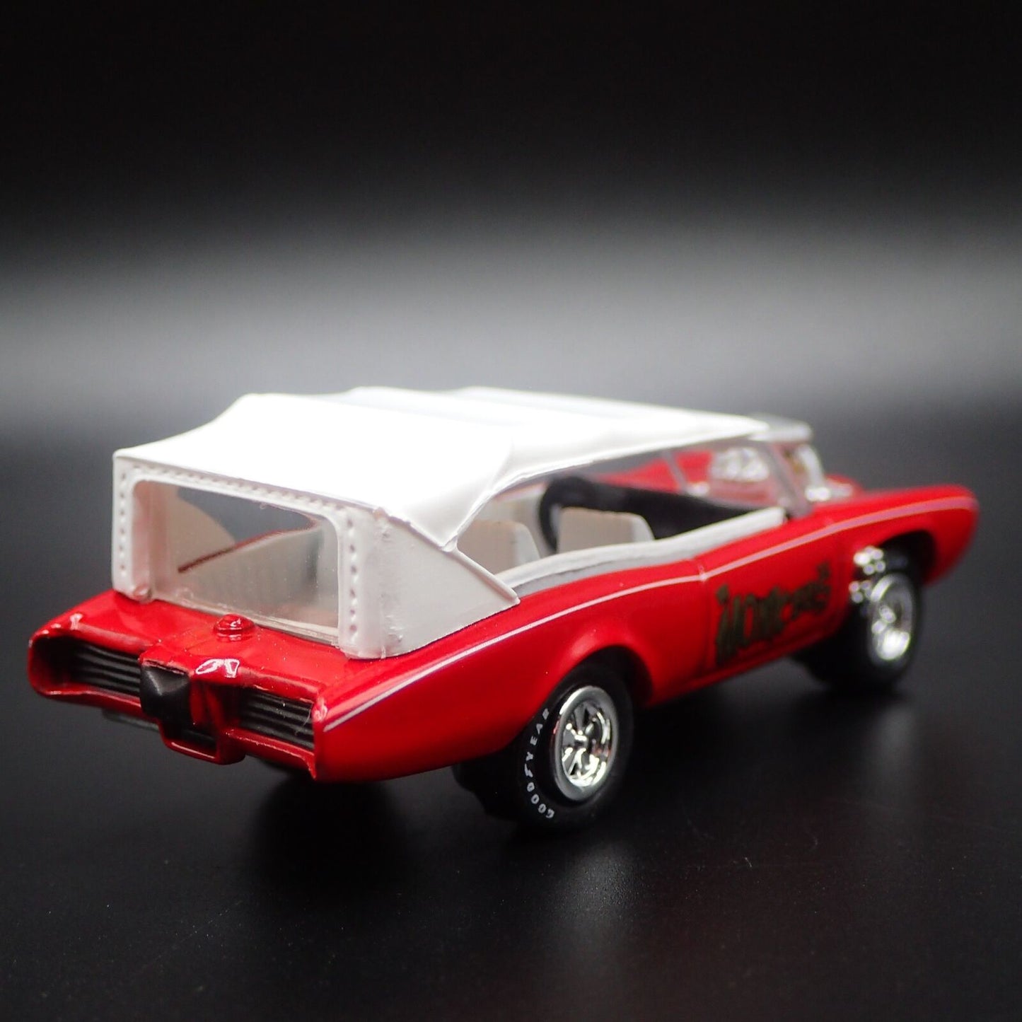 THE MONKEES MOBILE 1966 66 PONTIAC GTO 1/64 SCALE COLLECTIBLE DIECAST MODEL CAR
