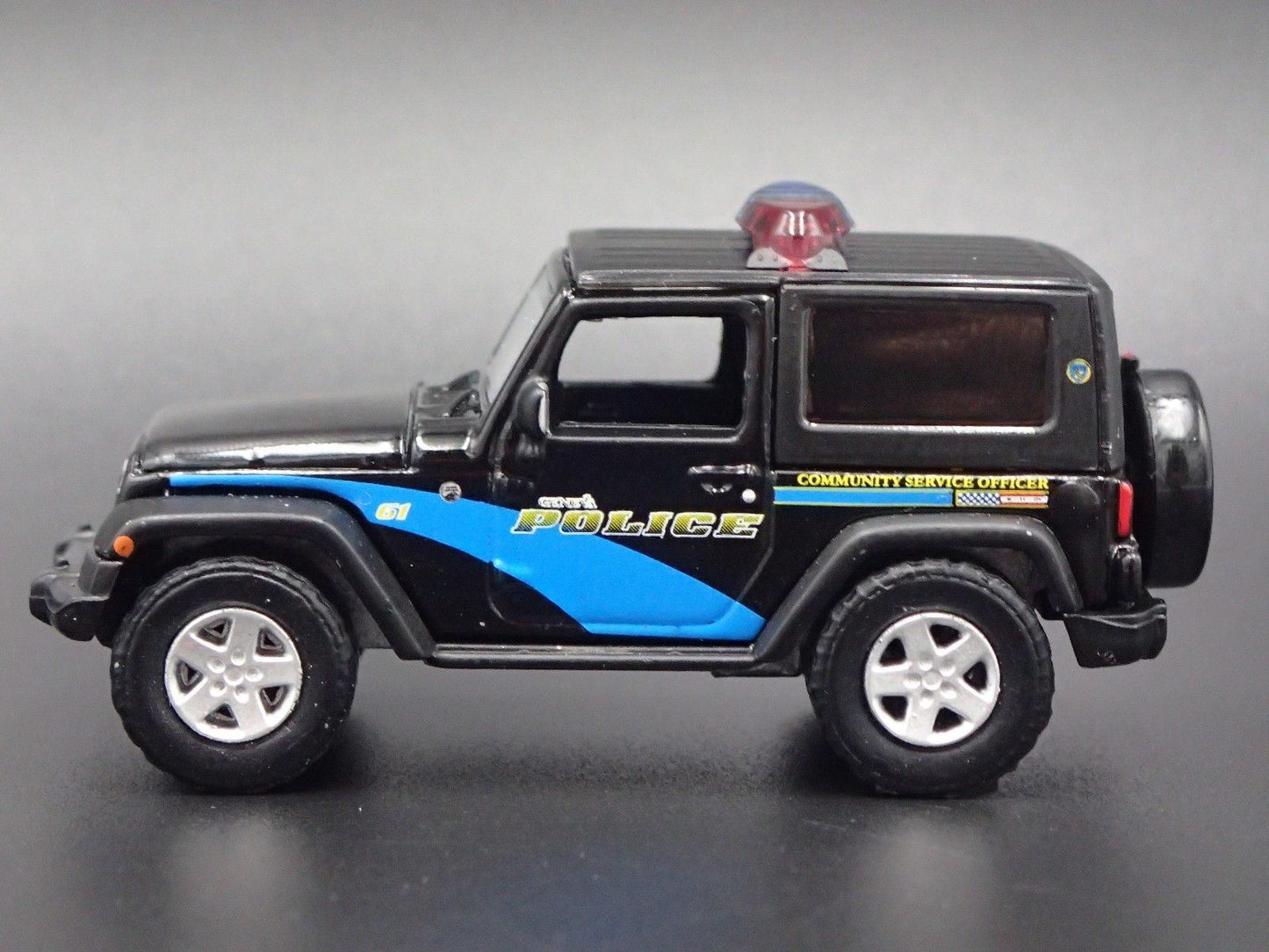 2012 12 JEEP WRANGLER GENEVA IL POLICE DEPT 1/64 SCALE DIORAMA DIECAST MODEL CAR