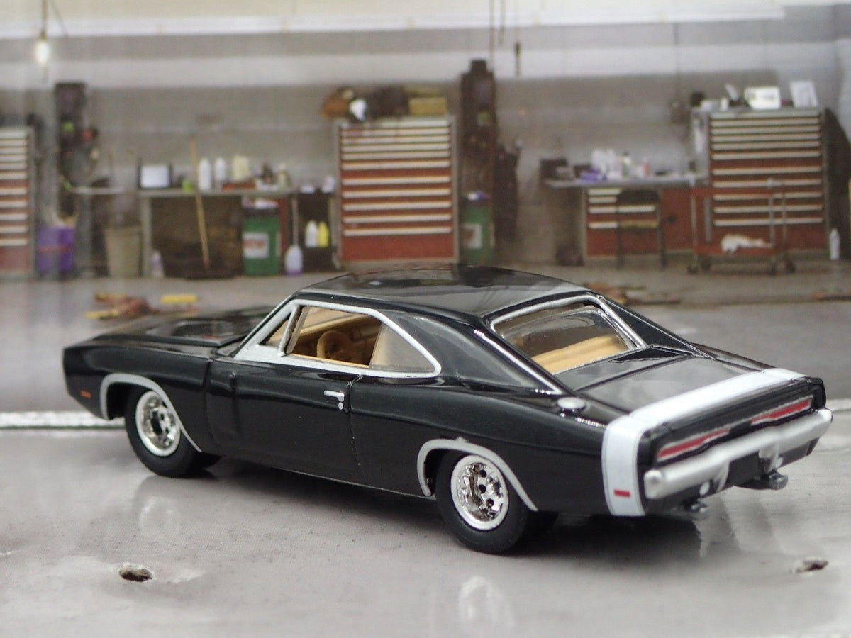 1970 70 DODGE CHARGER RARE 1:64 SCALE COLLECTIBLE DIORAMA DIECAST MODEL CAR-Burning Rubber Toy Company