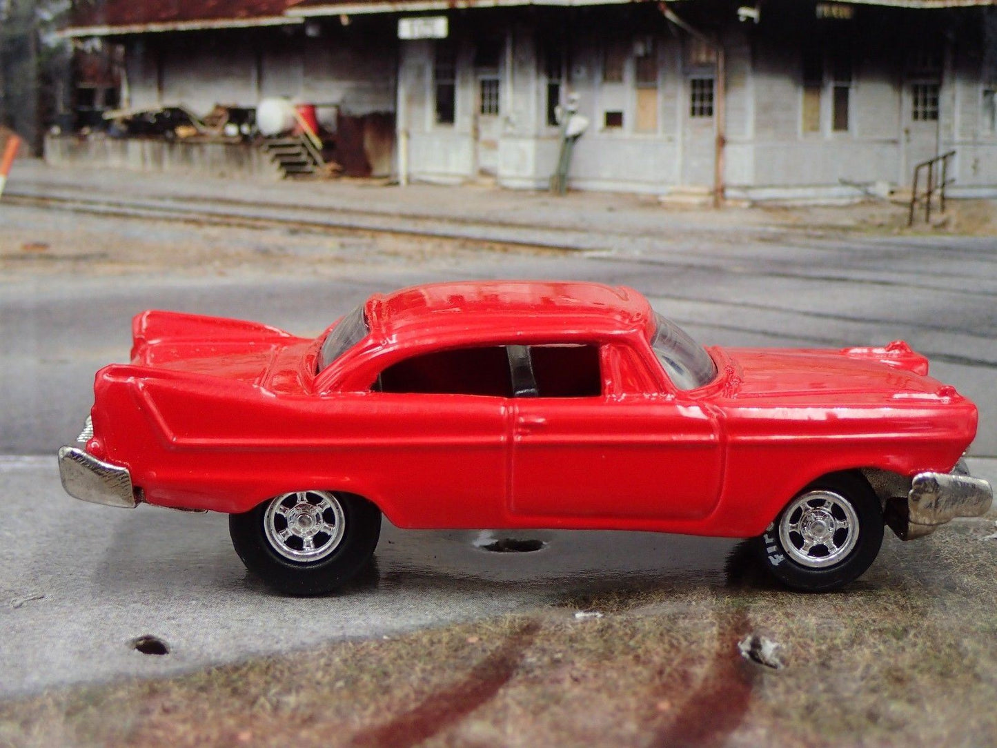 CHRISTINE 1958 58 PLYMOUTH RED 1/64 SCALE COLLECTIBLE DIORAMA DIECAST MODEL CAR