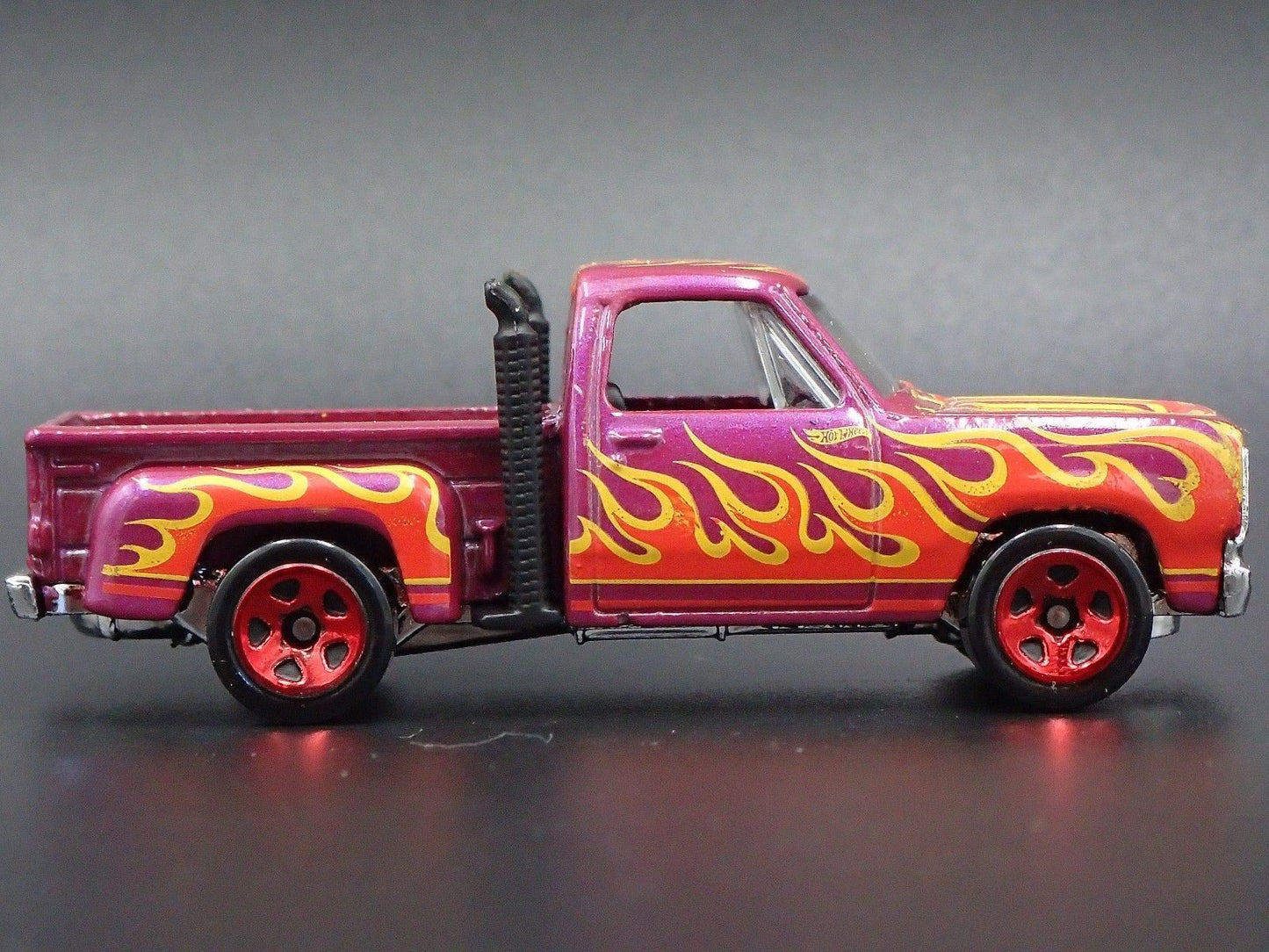 1978 78 DODGE WARLOCK PICKUP TRUCK PURPLE 1/64 SCALE DIORAMA DIECAST MODEL CAR
