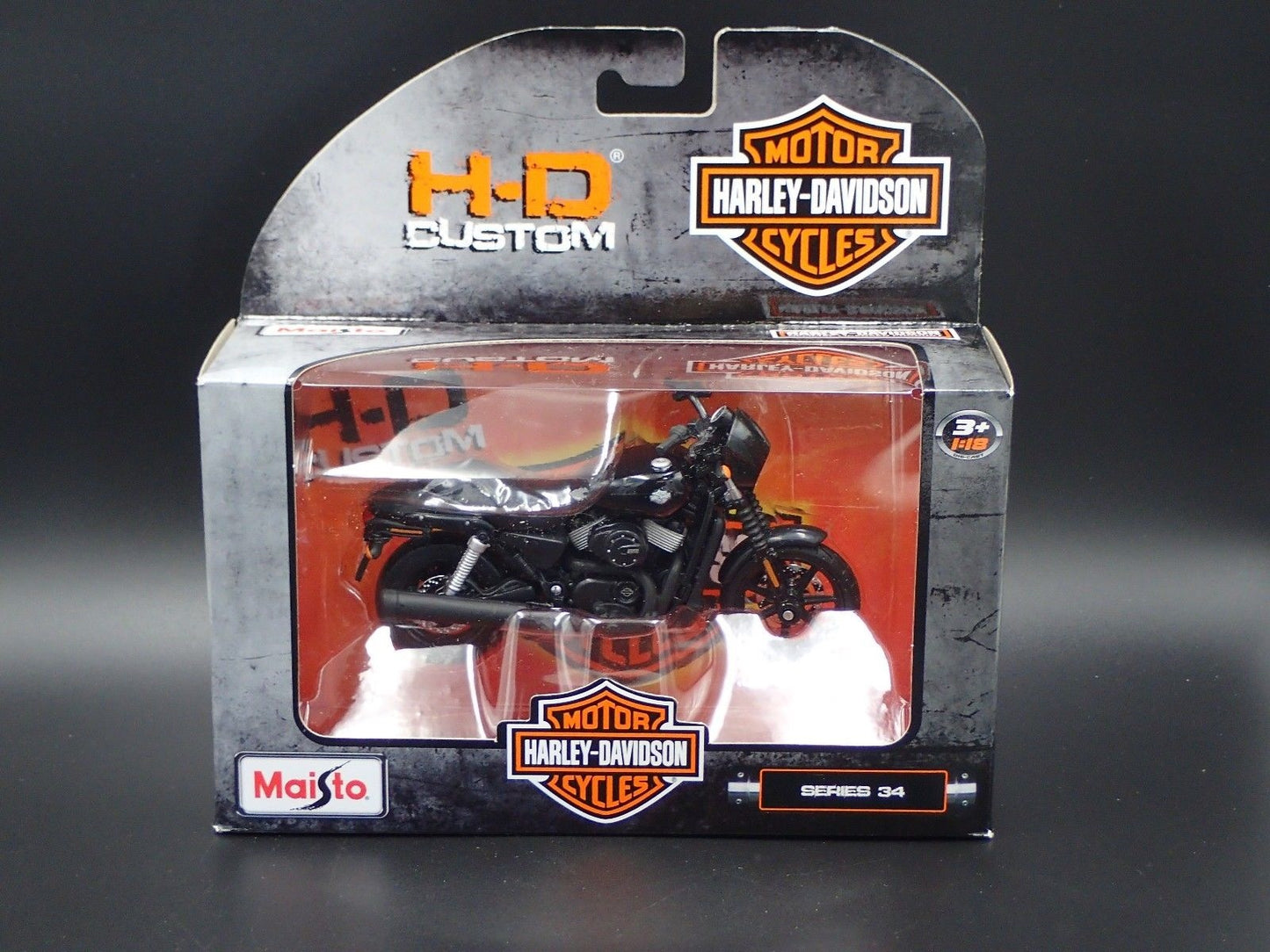 2015 15 STREET 750 HARLEY DAVIDSON MOTORCYCLE MAISTO SERIES 34 1/18 MODEL BIKE