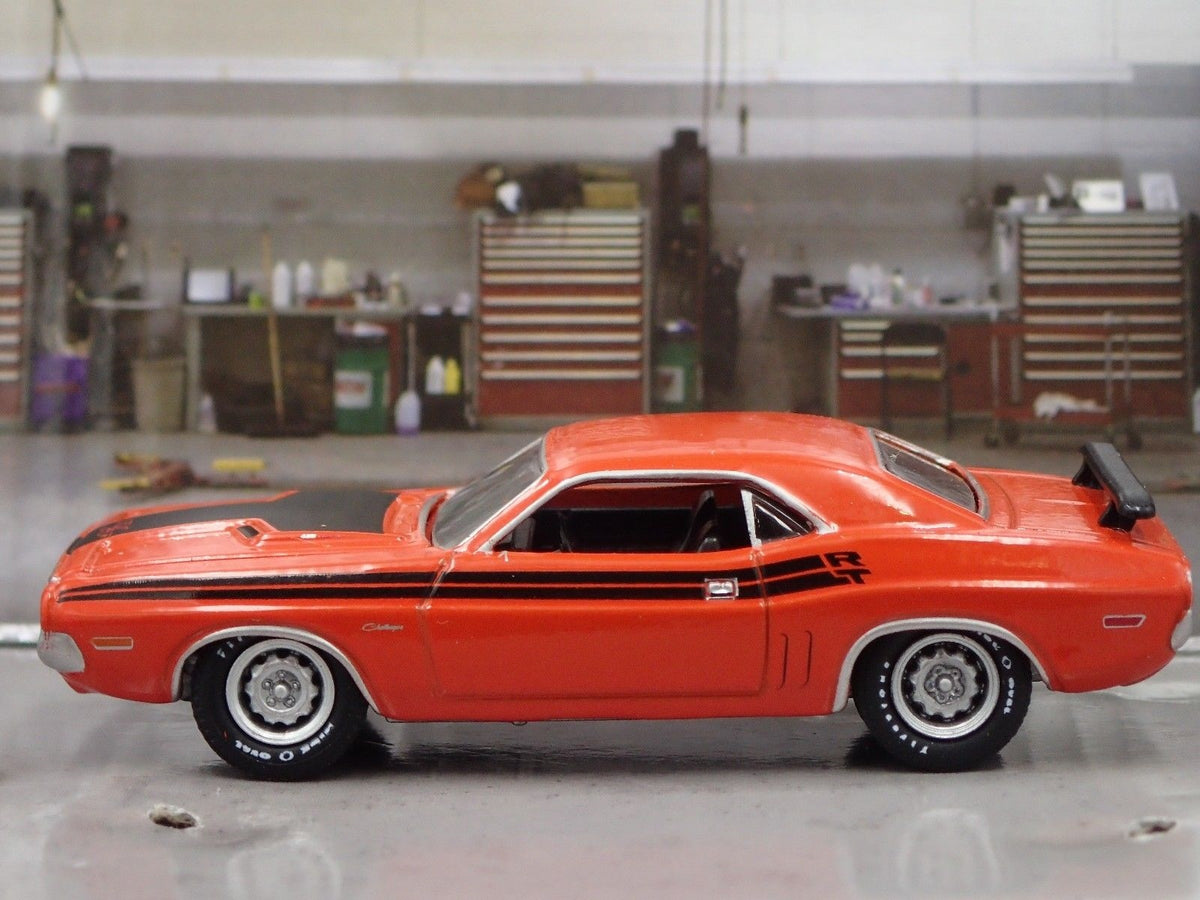1971 DODGE CHALLENGER R/T RARE 1/64 DIECAST LIMITED EDITION COLLECTIBLE MODEL-Burning Rubber Toy Company