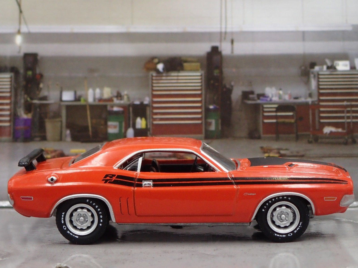 1971 DODGE CHALLENGER R/T RARE 1/64 DIECAST LIMITED EDITION COLLECTIBLE MODEL-Burning Rubber Toy Company