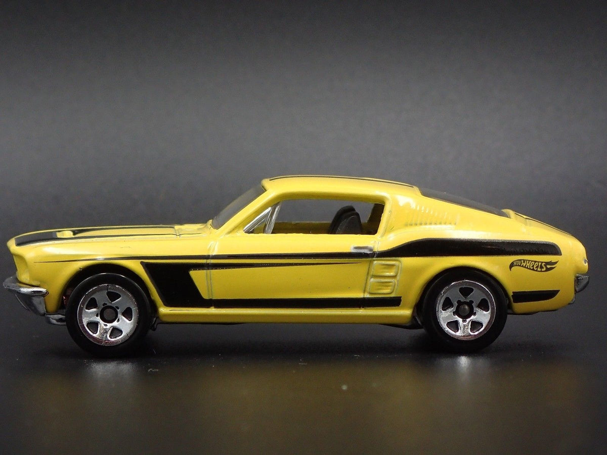 1967 67 FORD MUSTANG GT FASTBACK RARE 1:64 SCALE COLLECTIBLE DIECAST MODEL CAR-Burning Rubber Toy Company