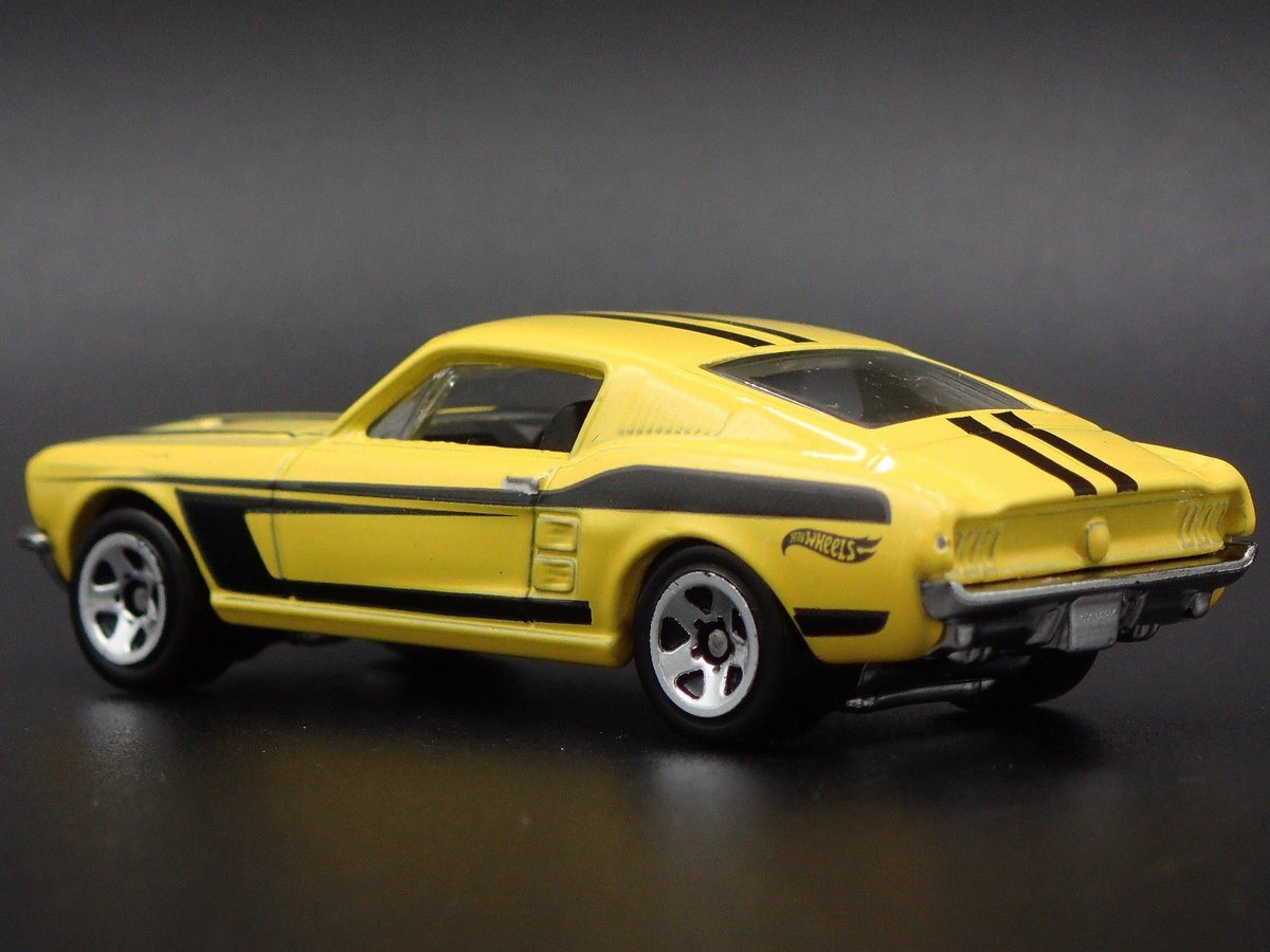 1967 67 FORD MUSTANG GT FASTBACK RARE 1:64 SCALE COLLECTIBLE DIECAST MODEL CAR-Burning Rubber Toy Company