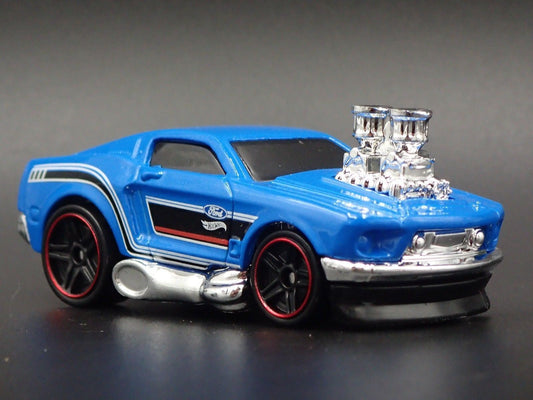 1968 68 FORD MUSTANG FASTBACK BLOWN ENGINE 1:64 SCALE DIORAMA DIECAST MODEL CAR