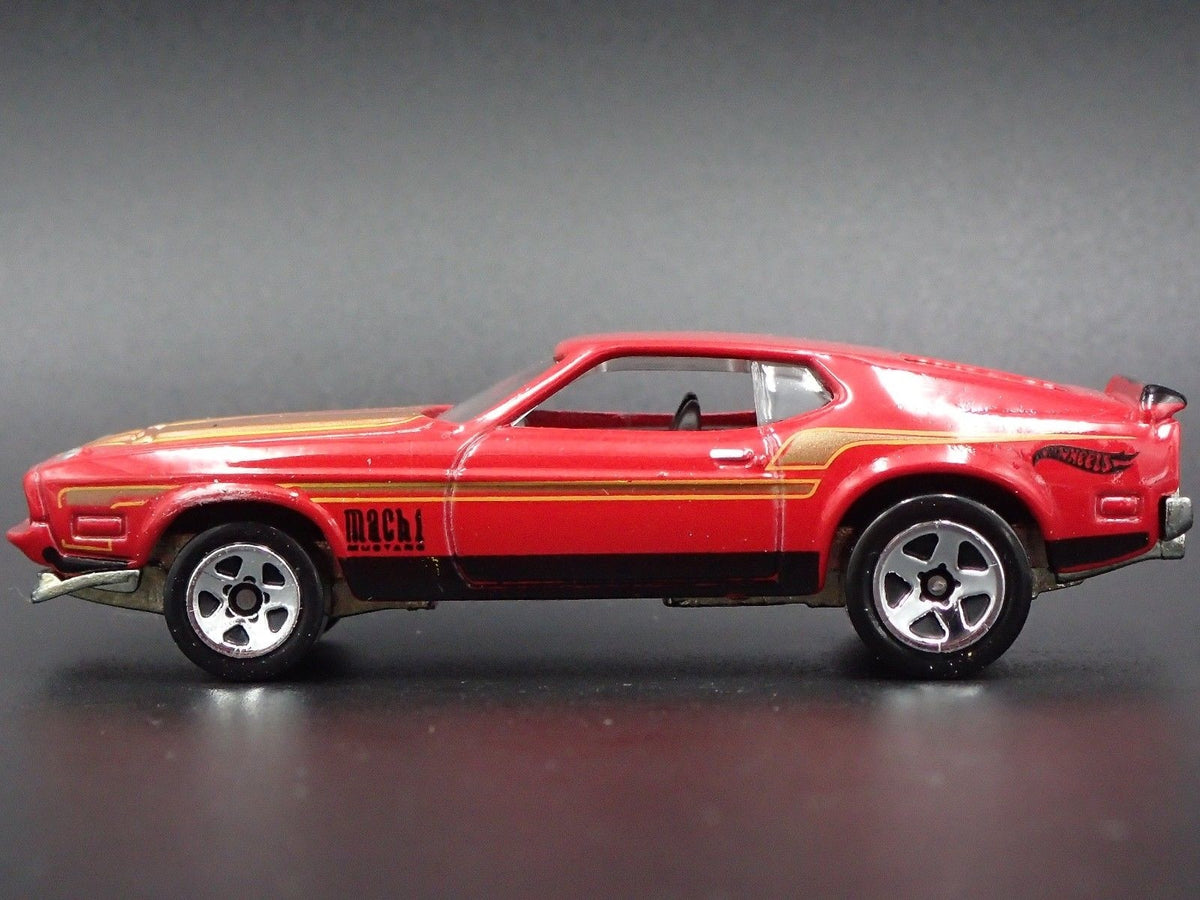 1971 71 FORD MUSTANG MACH 1 FASTBACK RARE 1/64 SCALE DIORAMA DIECAST MODEL CAR-Burning Rubber Toy Company