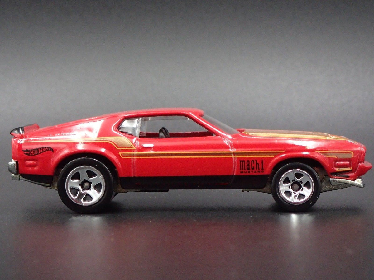 1971 71 FORD MUSTANG MACH 1 FASTBACK RARE 1/64 SCALE DIORAMA DIECAST MODEL CAR-Burning Rubber Toy Company