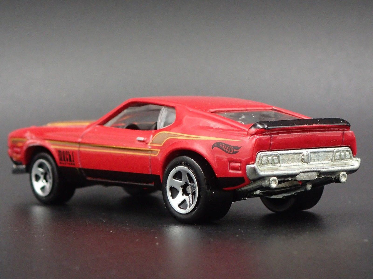 1971 71 FORD MUSTANG MACH 1 FASTBACK RARE 1/64 SCALE DIORAMA DIECAST MODEL CAR-Burning Rubber Toy Company