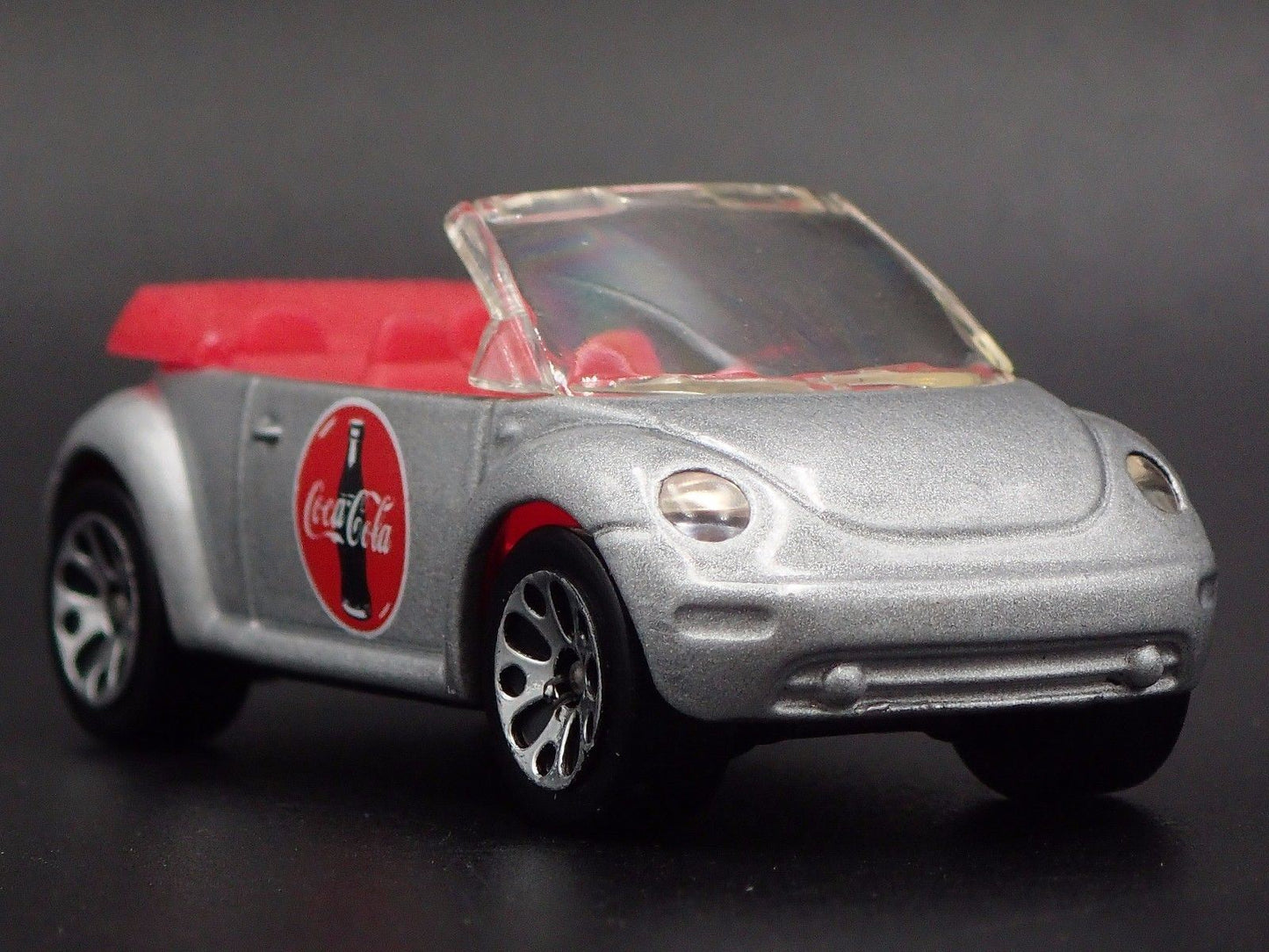 1998-2011 VW VOLKSWAGEN BEETLE BUG CONVERTIBLE COCA COLA 1:64 DIECAST MODEL CAR