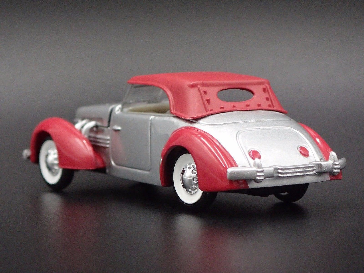 1937 CORD 812 SUPERCHARGED CONVERTIBLE RARE 1:64 SCALE LIMITED DIECAST MODEL CAR
