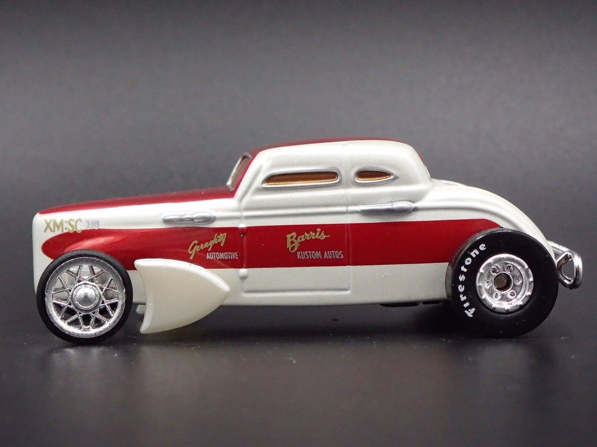 PONTIAC BONNEVILLE SPEED COUPE RARE 1:64 SCALE DIORAMA DIECAST MODEL CAR