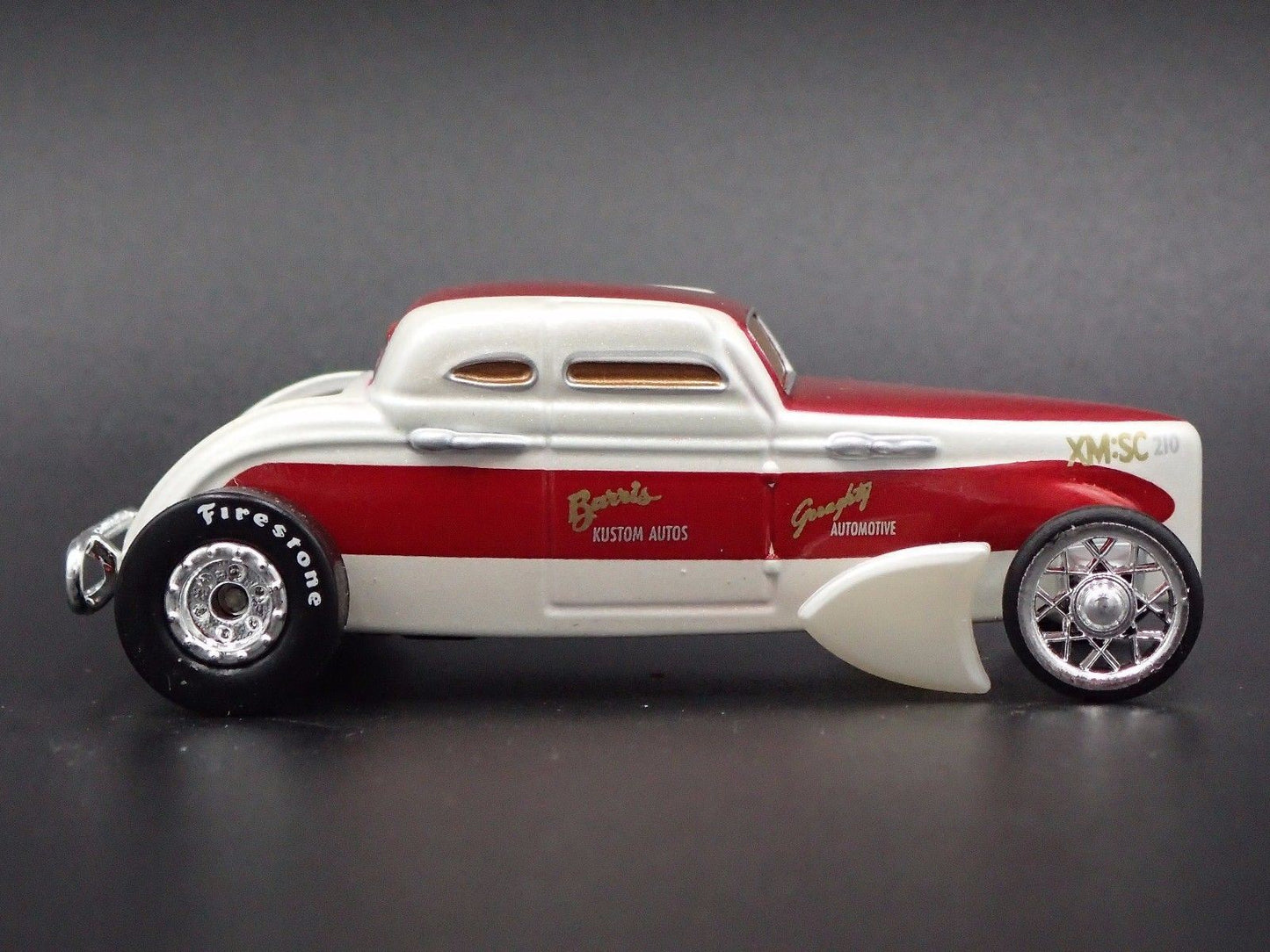 PONTIAC BONNEVILLE SPEED COUPE RARE 1:64 SCALE DIORAMA DIECAST MODEL CAR