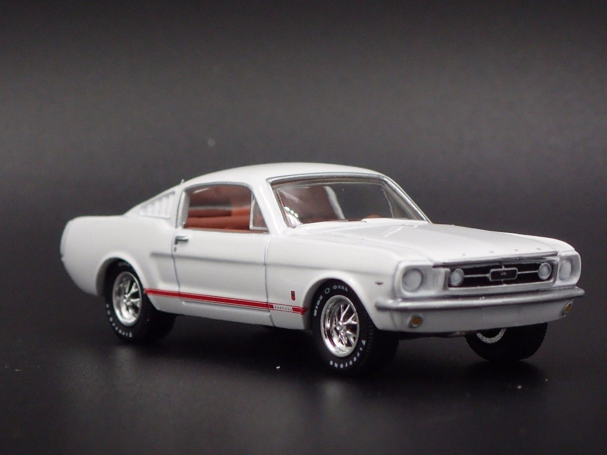 1965 FORD MUSTANG GT FASTBACK RARE 1/64 SCALE LIMITED DIORAMA DIECAST MODEL CAR-Burning Rubber Toy Company