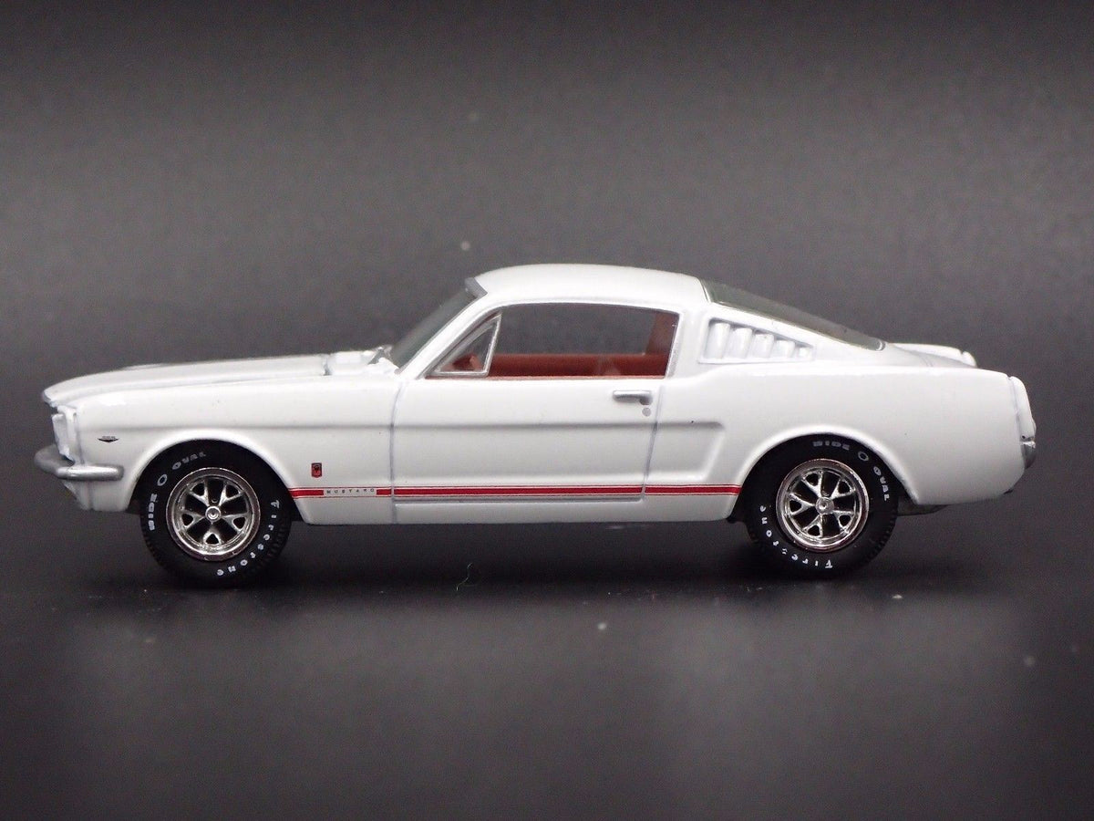 1965 FORD MUSTANG GT FASTBACK RARE 1/64 SCALE LIMITED DIORAMA DIECAST MODEL CAR-Burning Rubber Toy Company
