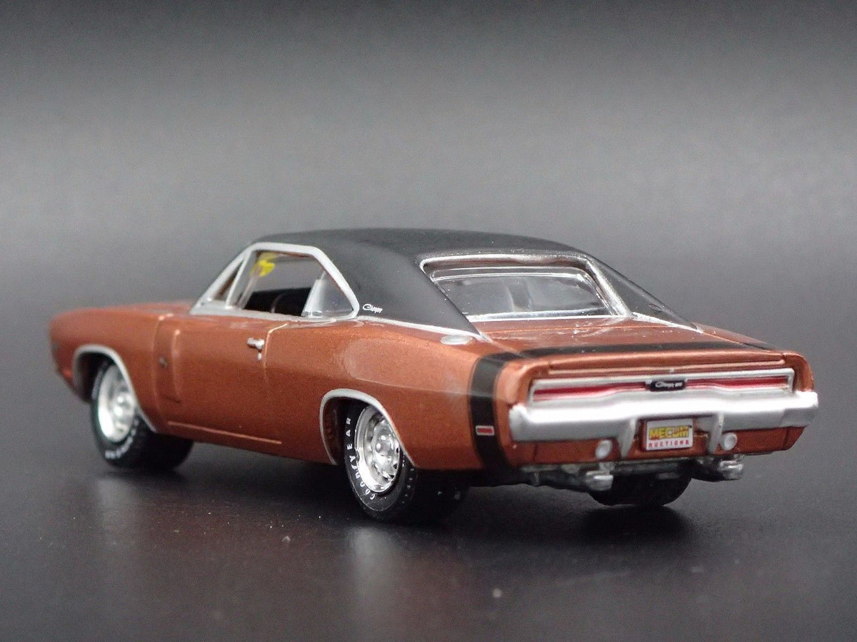 1970 DODGE CHARGER R/T HEMI RARE 1:64 COLLECTIBLE DIORAMA DIECAST MODEL CAR-Burning Rubber Toy Company
