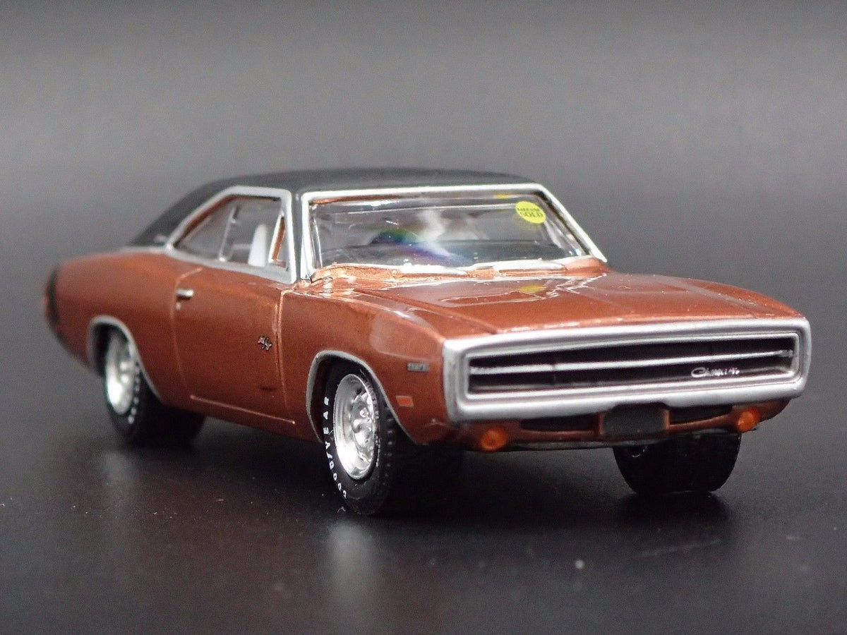 1970 DODGE CHARGER R/T HEMI RARE 1:64 COLLECTIBLE DIORAMA DIECAST MODEL CAR-Burning Rubber Toy Company