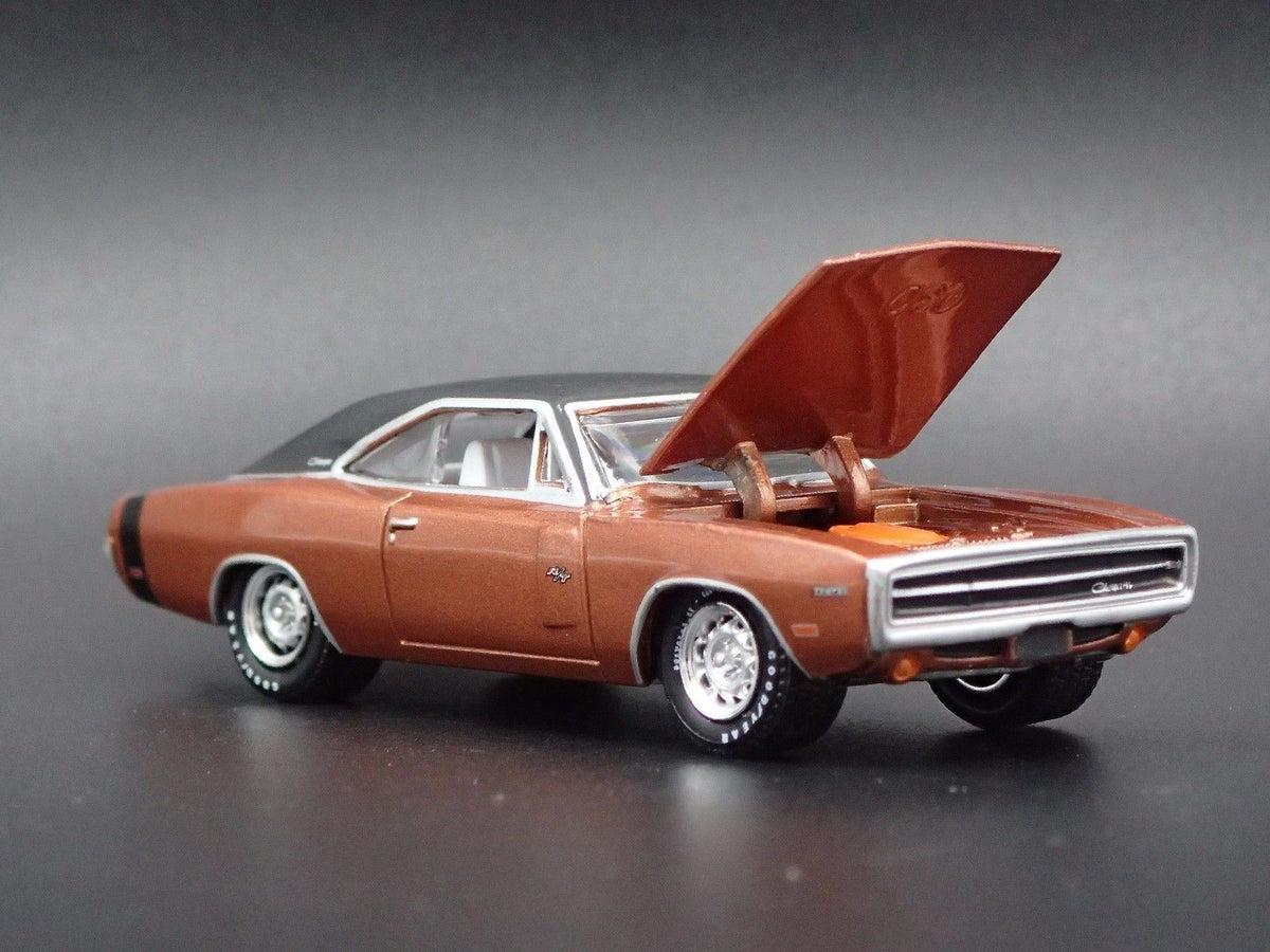 1970 DODGE CHARGER R/T HEMI RARE 1:64 COLLECTIBLE DIORAMA DIECAST MODEL CAR-Burning Rubber Toy Company