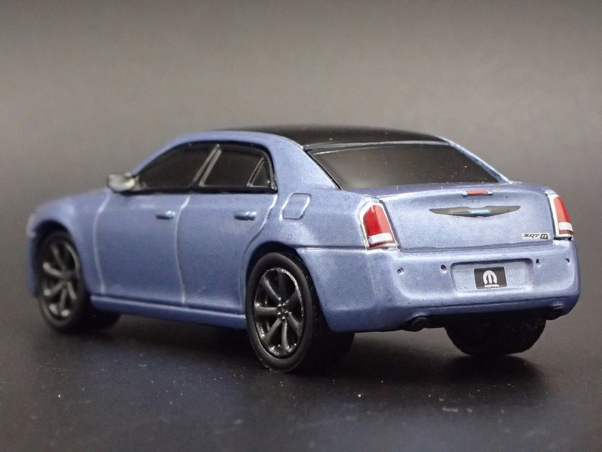 2011-2019 CHRYSLER 300 SRT MOPAR RARE 1:64 SCALE DIORAMA DIECAST MODEL CAR-Burning Rubber Toy Company
