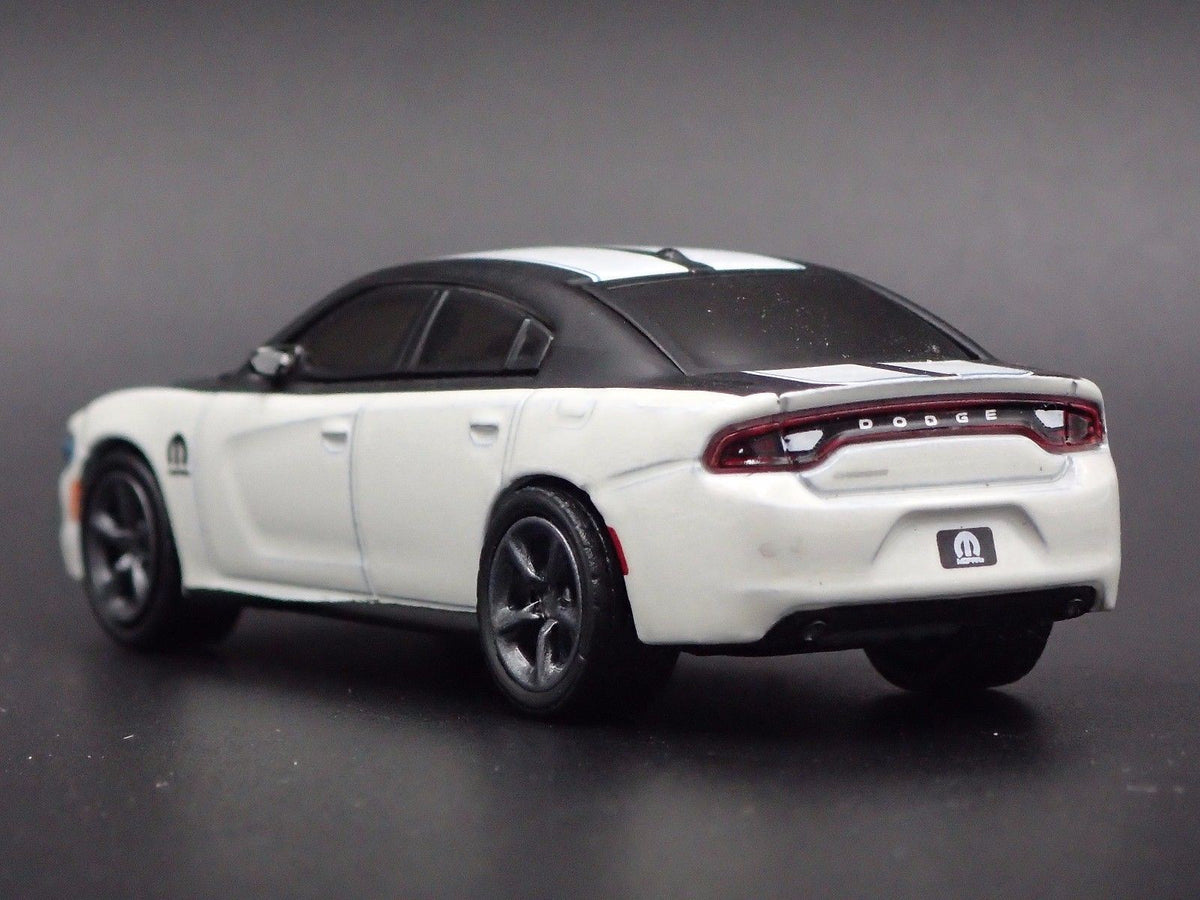 2017 DODGE CHARGER MOPAR RARE 1:64 COLLECTIBLE DIORAMA DIECAST MODEL CAR-Burning Rubber Toy Company
