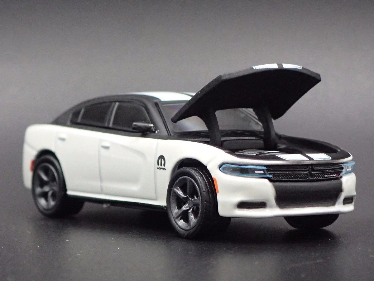 2017 DODGE CHARGER MOPAR RARE 1:64 COLLECTIBLE DIORAMA DIECAST MODEL CAR-Burning Rubber Toy Company