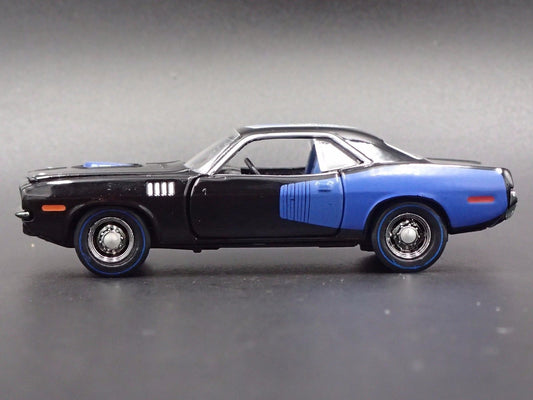 1971 71 PLYMOUTH HEMI CUDA MOPAR 1/64 SCALE LIMITED DIORAMA DIECAST MODEL CAR