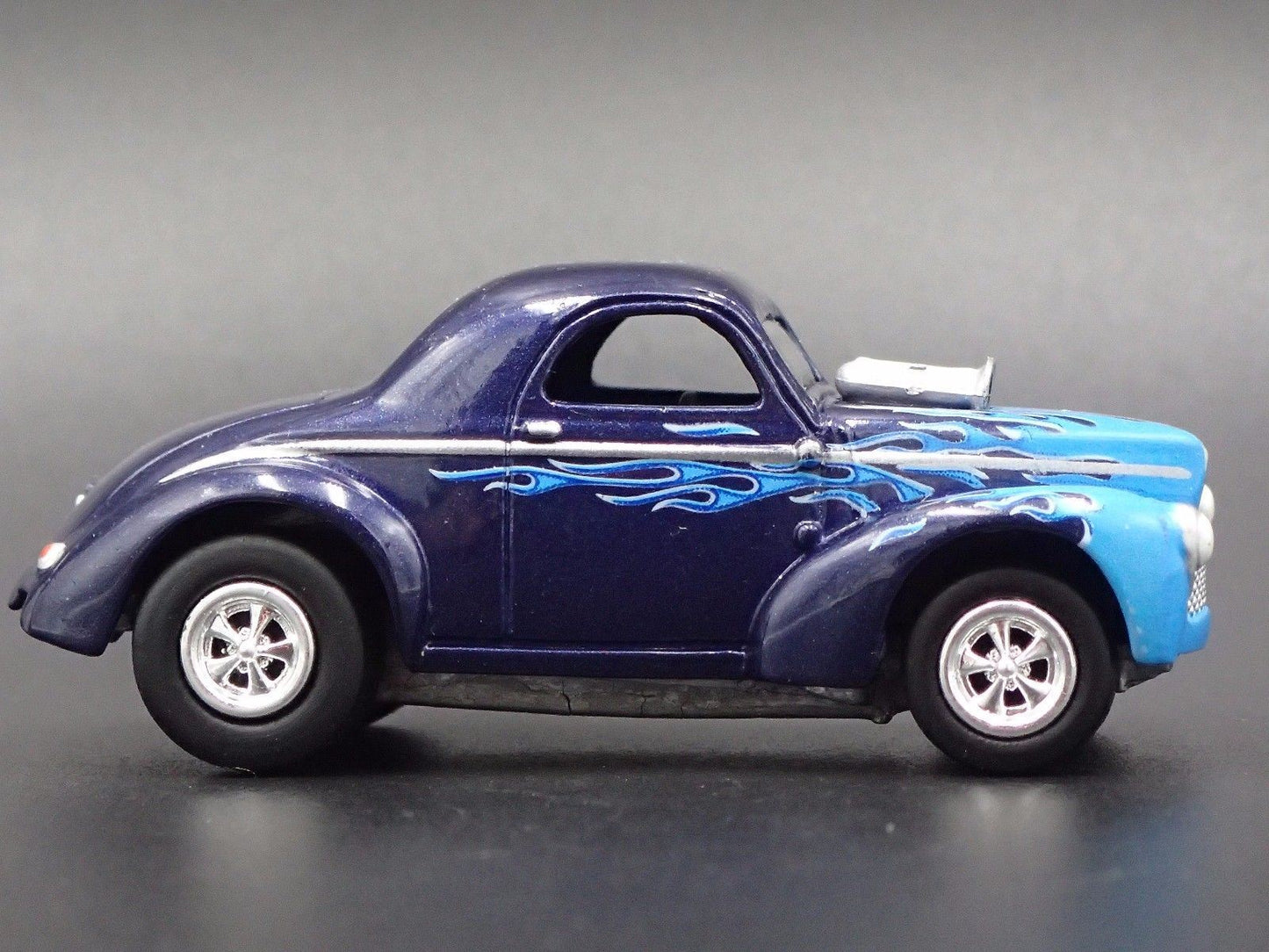 1941 41 WILLY'S COUPE BLUE RARE 1:64 COLLECTIBLE DIORAMA DIECAST MODEL CAR