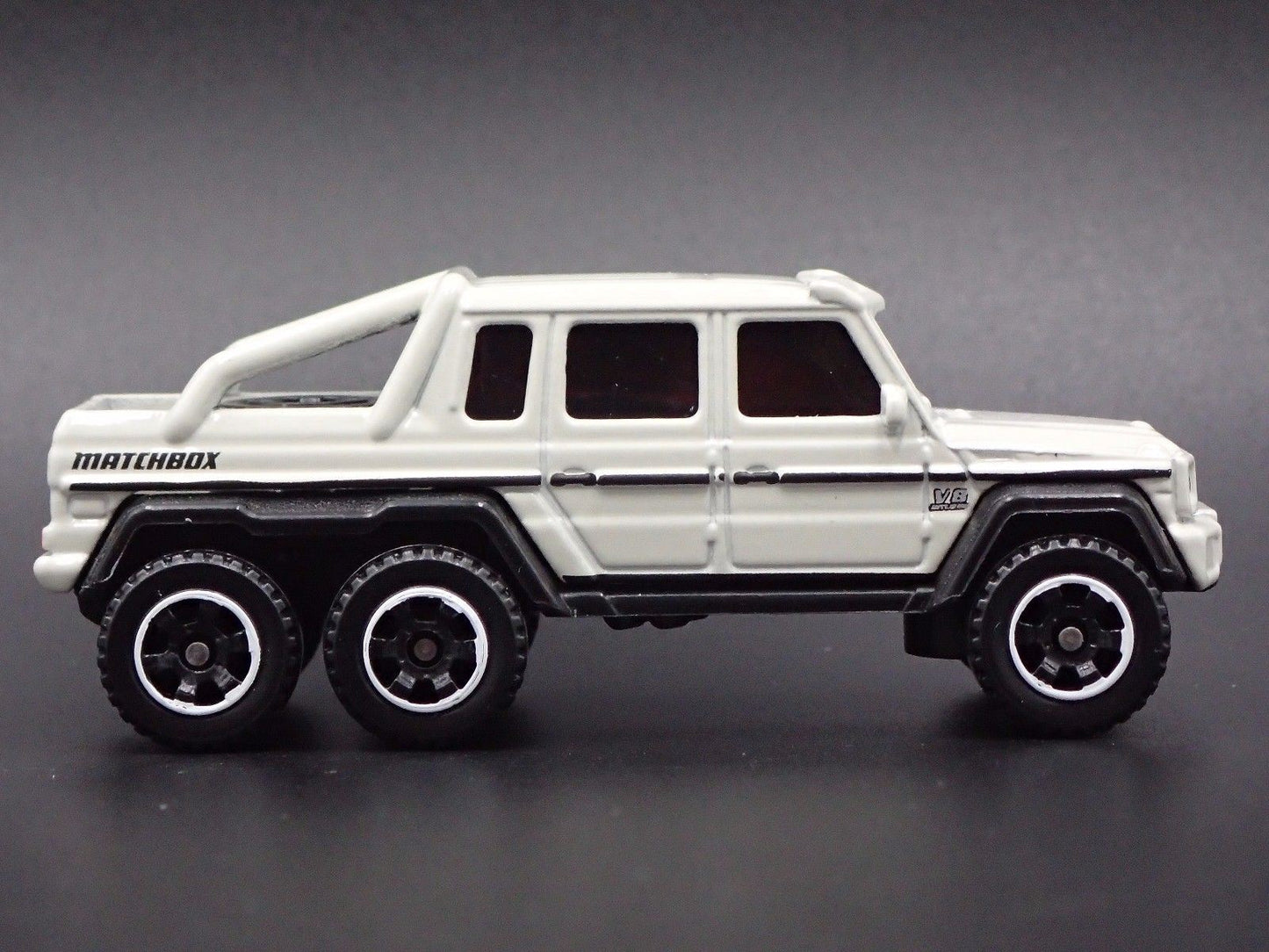2013-2015 MERCEDES-BENZ G63 AMG 6X6 G WAGON OFF WHT 1:64 SCALE DIECAST MODEL CAR