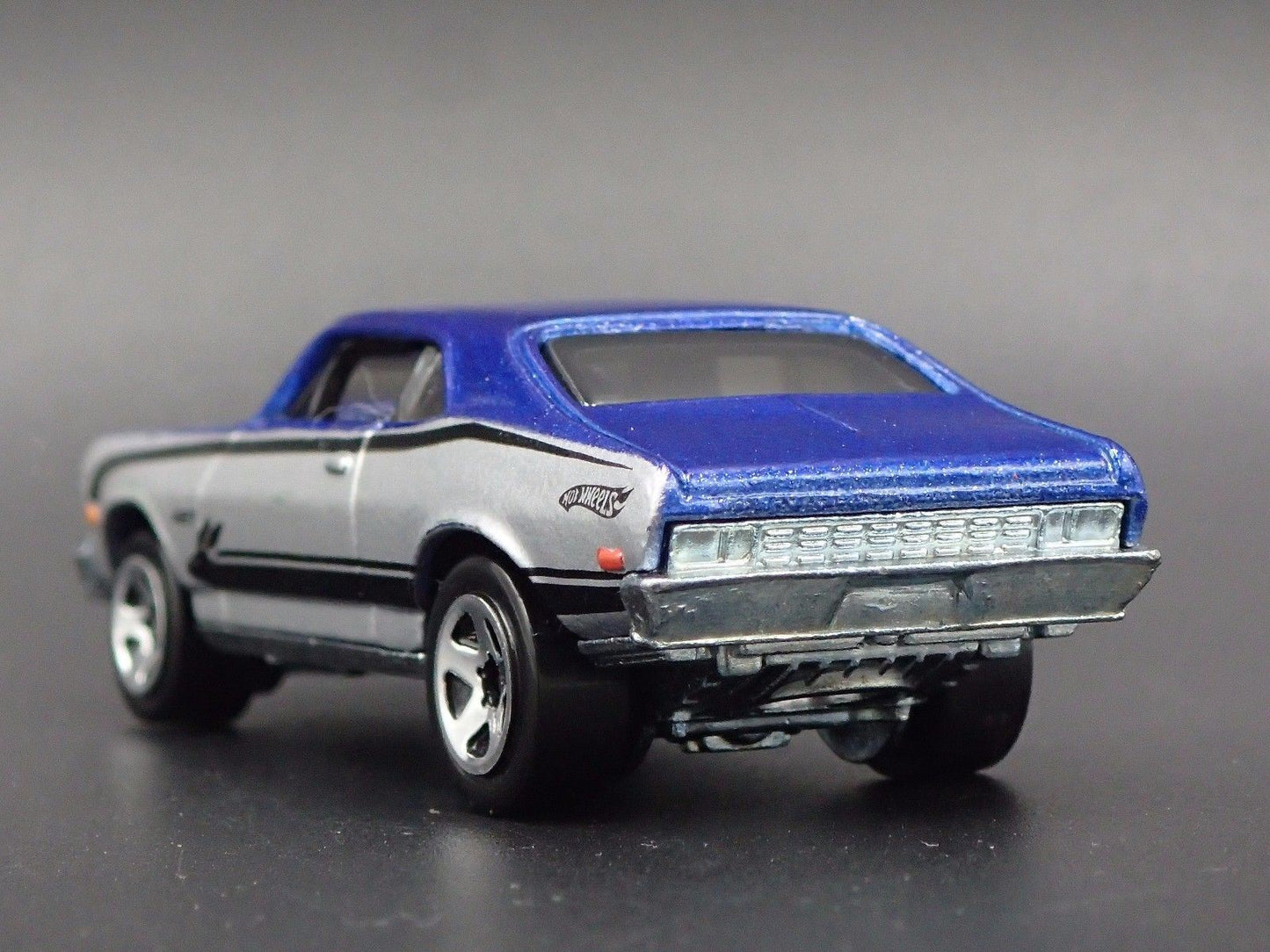 1968 68 CHEVY CHEVROLET NOVA 1:64 SCALE COLLECTIBLE DIORAMA DIECAST MODEL CAR