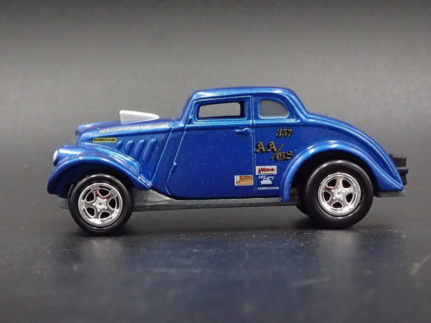 1933 33 WILLYS GASSER COUPE NHRA RARE 1:64 SCALE DIORAMA DIECAST MODEL CAR