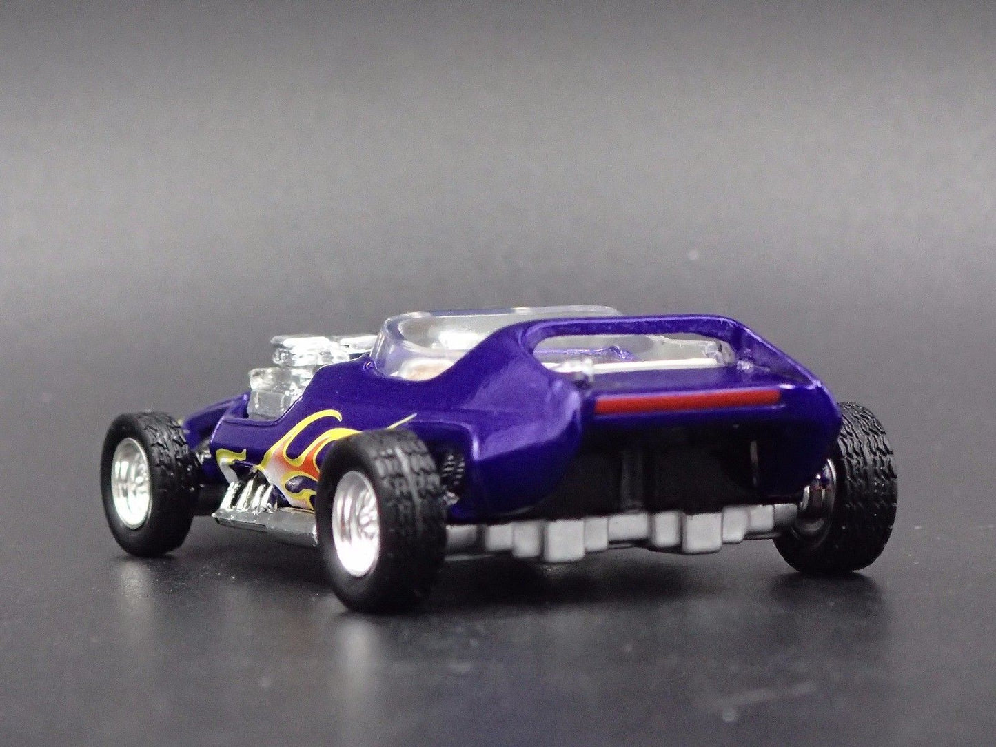 BOB REISNER'S "INVADER' SHOW CAR PURPLE 1:64 SCALE DIORAMA DIECAST MODEL CAR