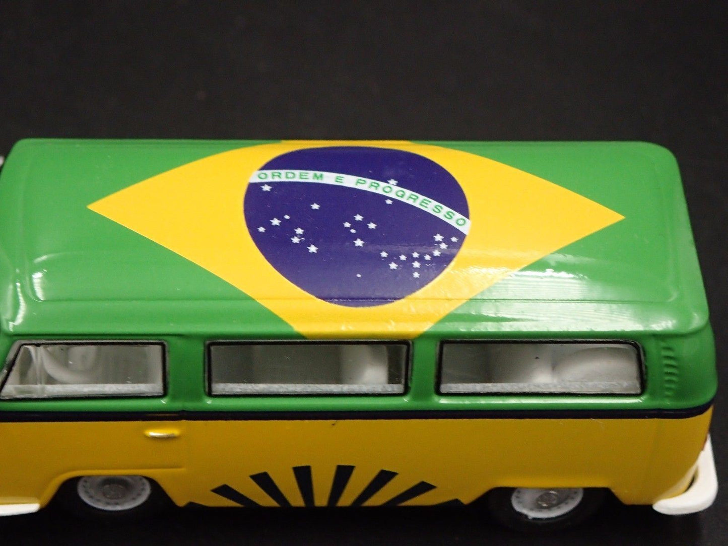 1967-1979 VW VOLKSWAGEN TYPE 2 T2 BUS RIO WORLD CUP 1/64 SCALE DIECAST MODEL CAR