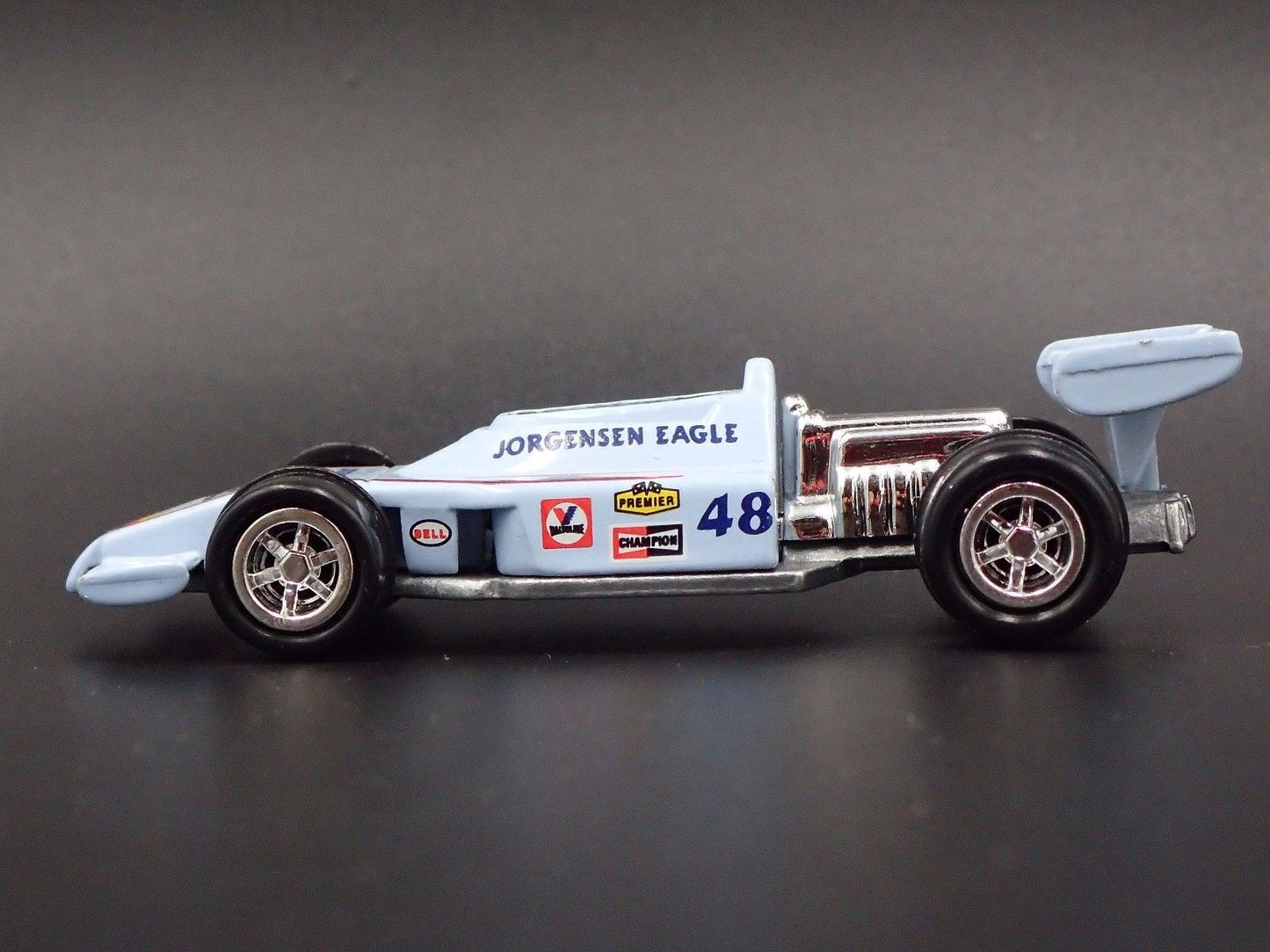 1975 75 INDIANAPOLIS 500 CHAMPION BOBBY UNSER RACE CAR 1:64 DIECAST MODEL CAR