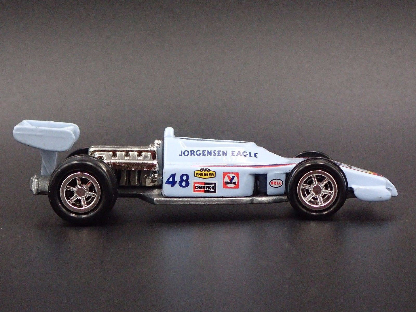 1975 75 INDIANAPOLIS 500 CHAMPION BOBBY UNSER RACE CAR 1:64 DIECAST MODEL CAR