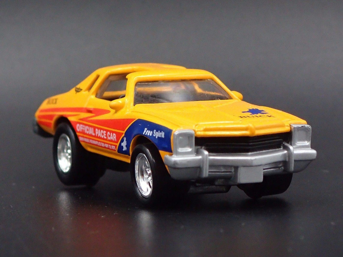 1975 BUICK CENTURY INDY PACE CAR RARE 1:64 SCALE COLLECTIBLE DIECAST MODEL CAR-Burning Rubber Toy Company