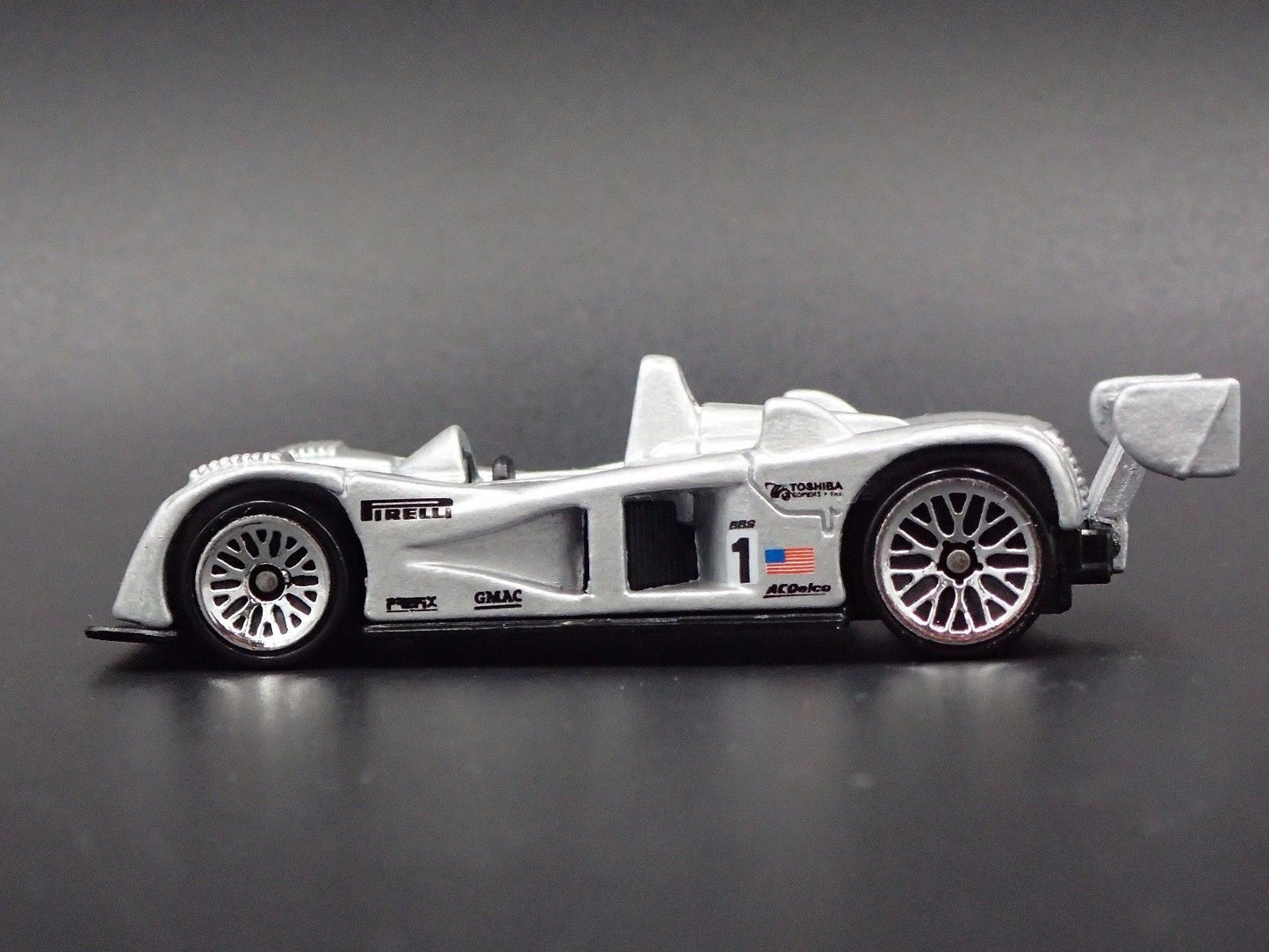 CADILLAC CADDY LMP RACE CAR 1:64 SCALE COLLECTIBLE DIORAMA DIECAST MODEL CAR