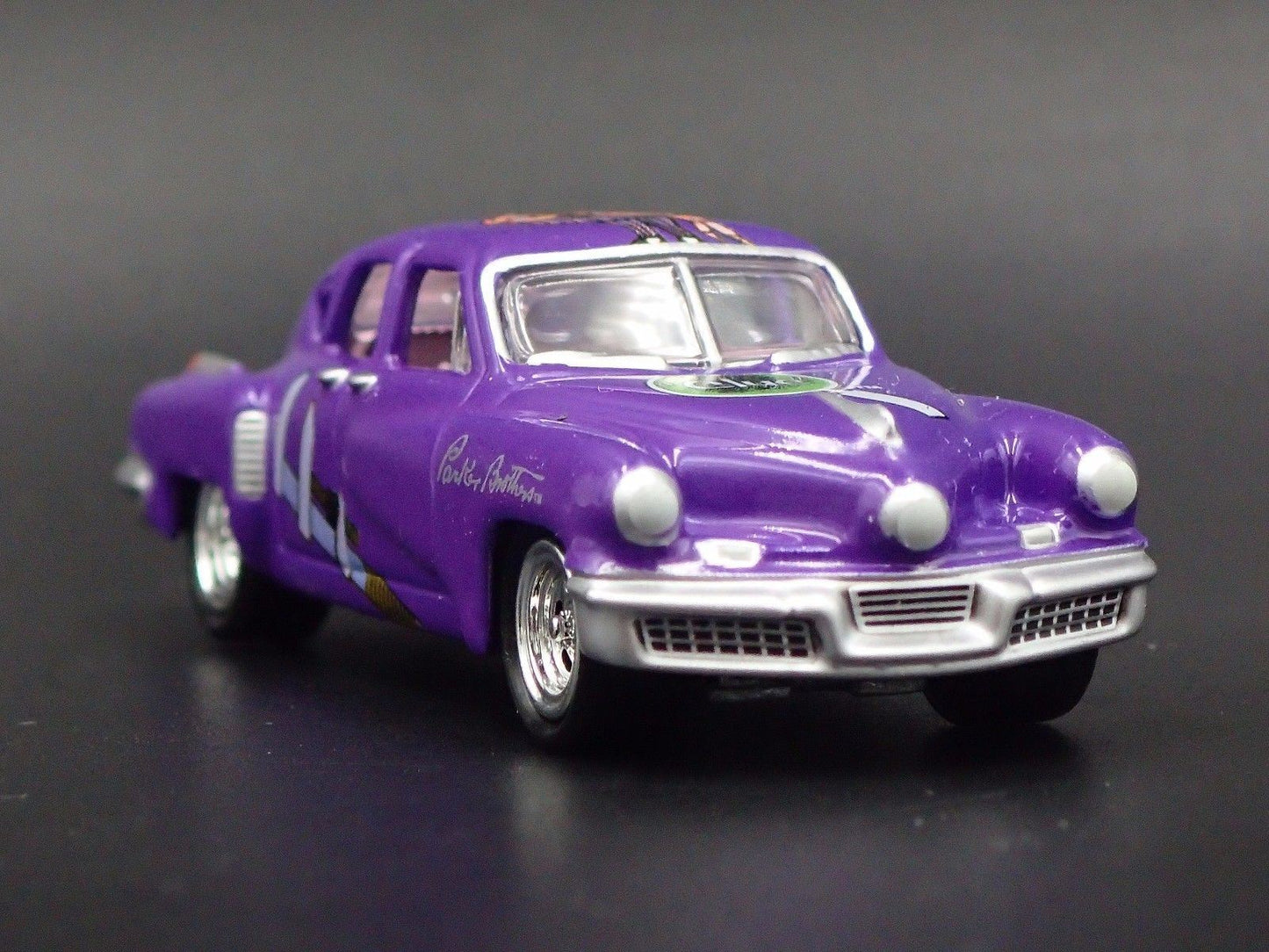 1948 48 TUCKER TORPEDO CLUE PURPLE 1:64 SCALE COLLECTIBLE DIECAST MODEL CAR