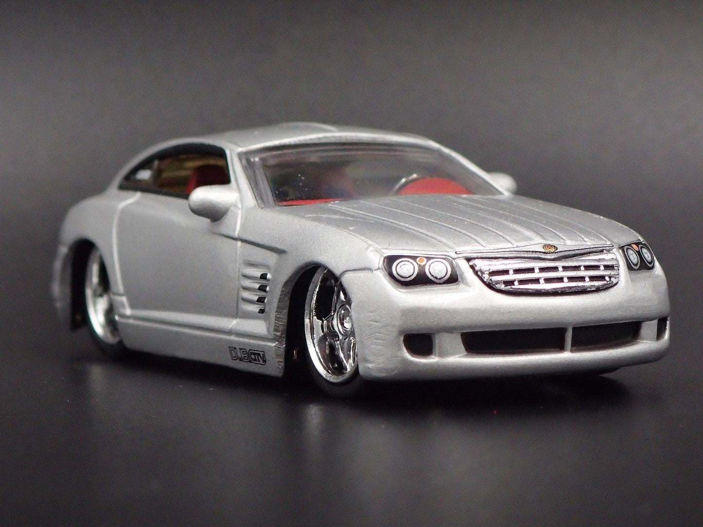 2004-2008 CHYSLER CROSSFIRE SILVER RARE 1:64 SCALE COLLECTIBLE DIORAMA DIECAST MODEL CAR
