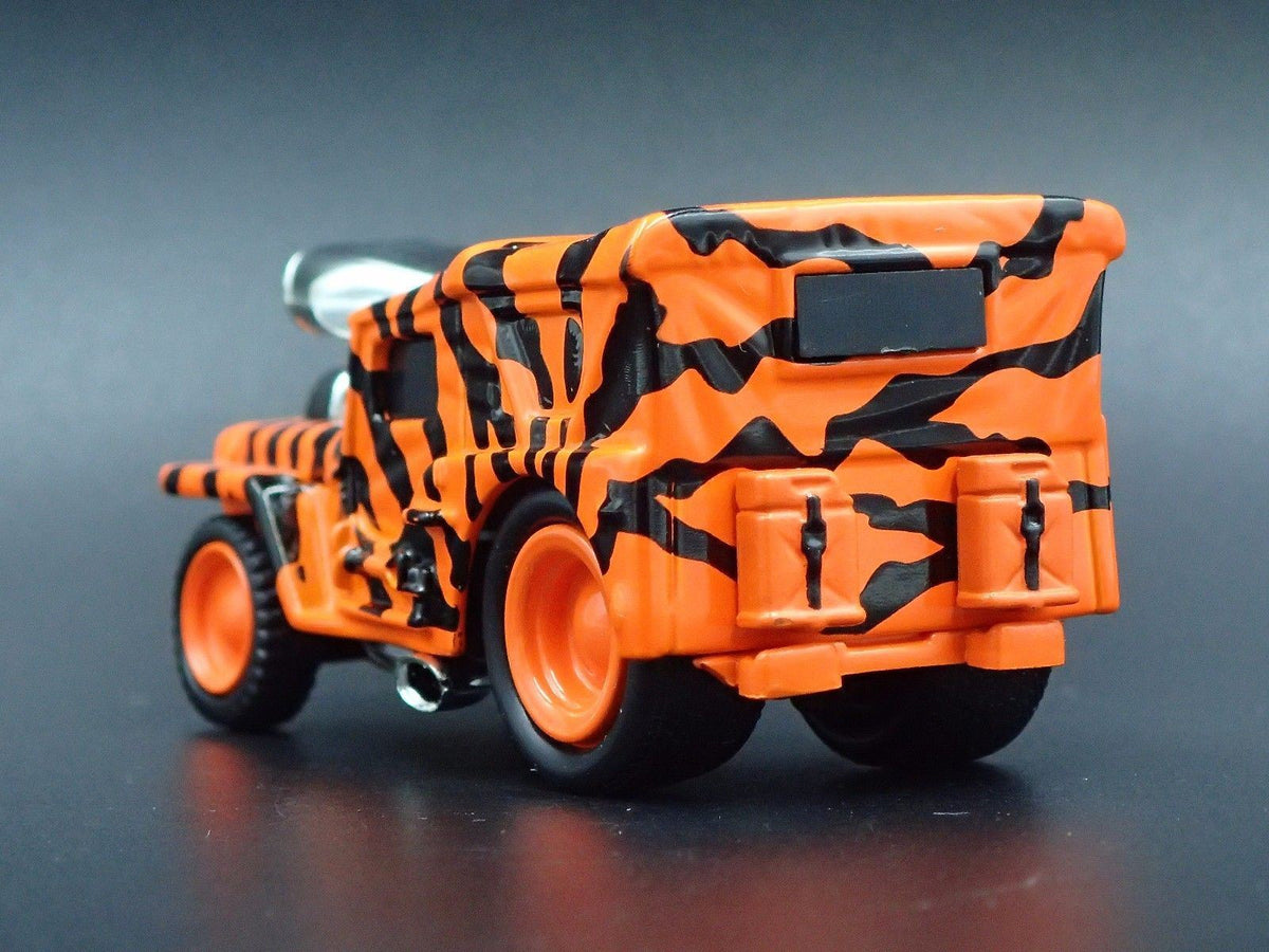1942 JEEP MILITARY RARE 1:64 LIMITED COLLECTIBLE DIORAMA DIECAST MODEL CAR-Burning Rubber Toy Company