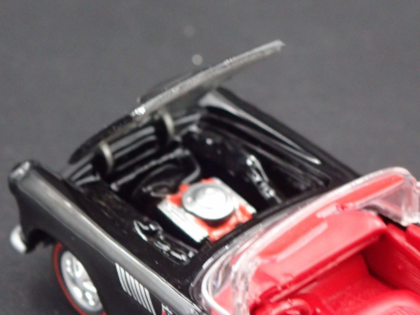 1956 56 FORD THUNDERBIRD TBIRD CONVERTIBLE 1:64 SCALE DIORAMA DIECAST MODEL CAR