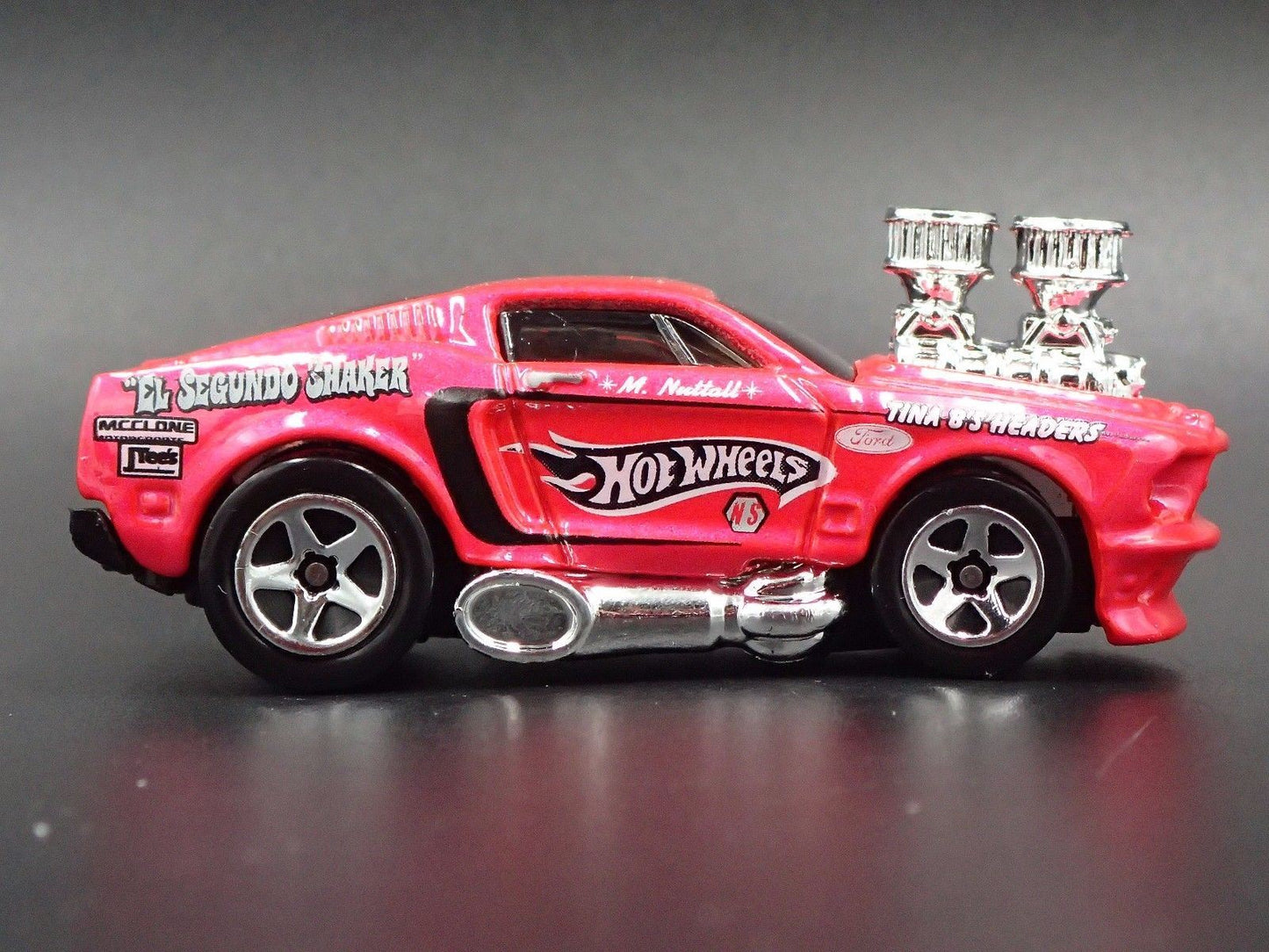 1968 68 FORD MUSTANG FASTBACK BLOWN ENGINE 1:64 SCALE DIORAMA DIECAST MODEL CAR