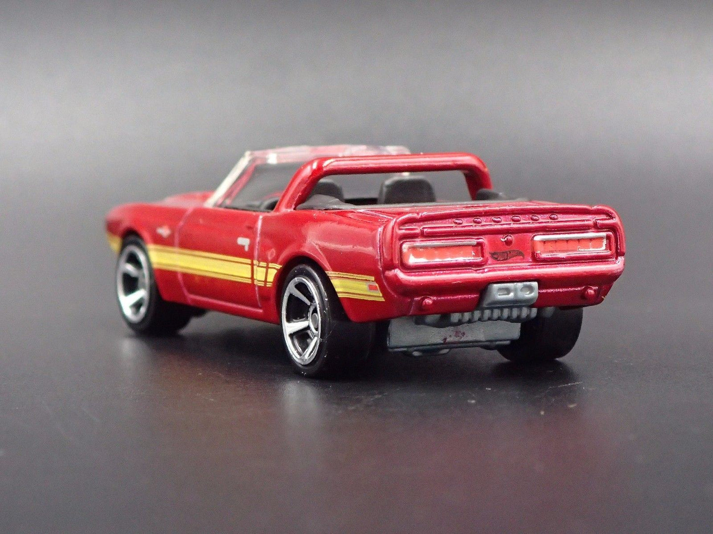 1969 69 FORD MUSTANG SHELBY GT-500 CONVETIBLE 1:64 SCALE DIORAMA DIECAST MODEL CAR