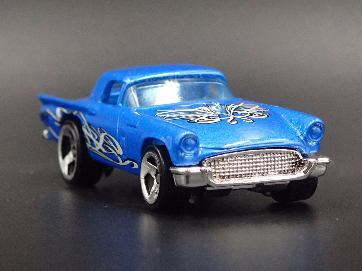 1957 FORD THUNDERBIRD TBIRD RARE 1:64 SCALE LIMITED DIORAMA DIECAST MODEL CAR-Burning Rubber Toy Company