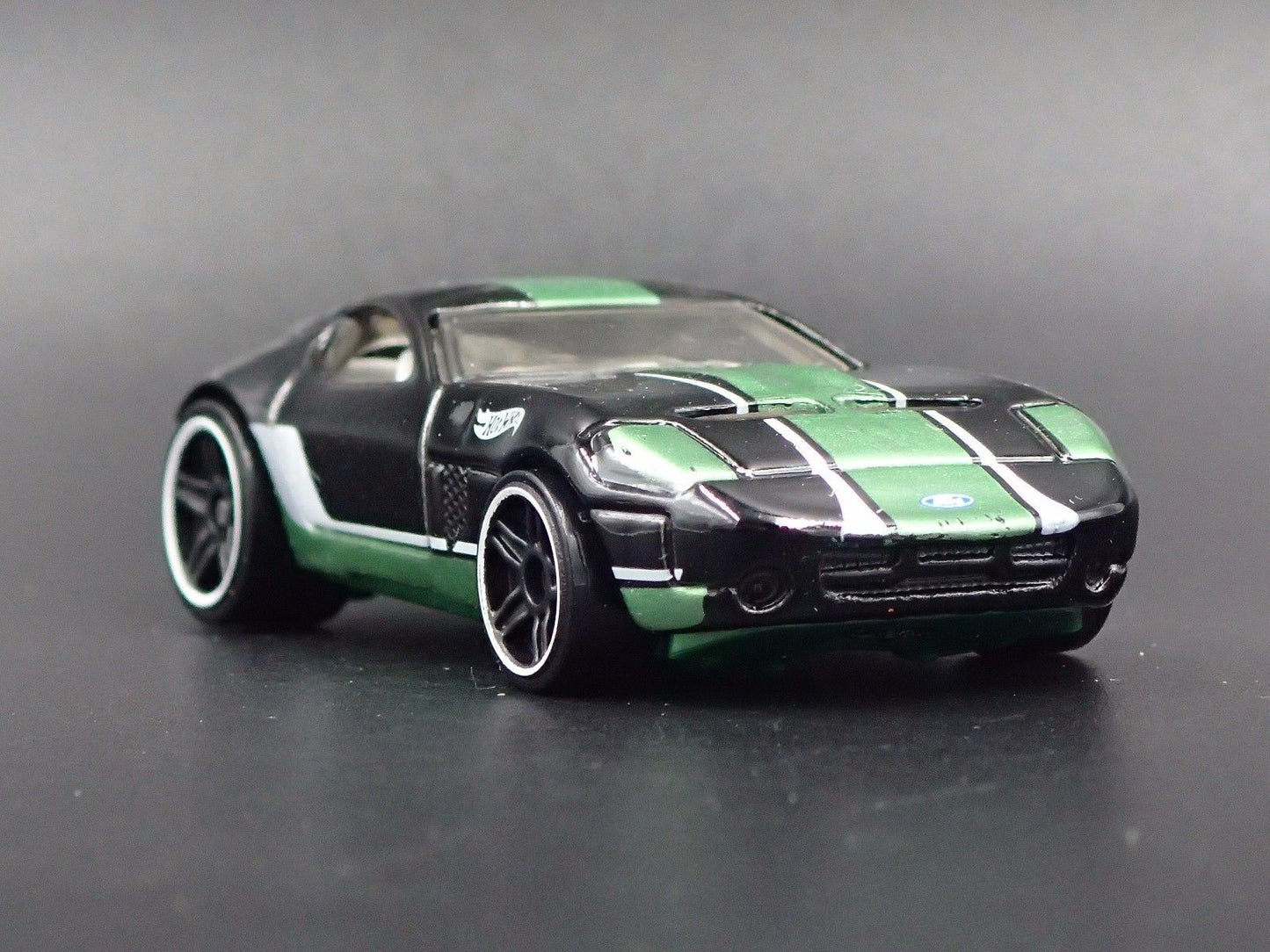 2005 05 FORD SHELBY GR1 CONCEPT BLACK 1:64 SCALE COLLECTIBLE DIECAST MODEL CAR