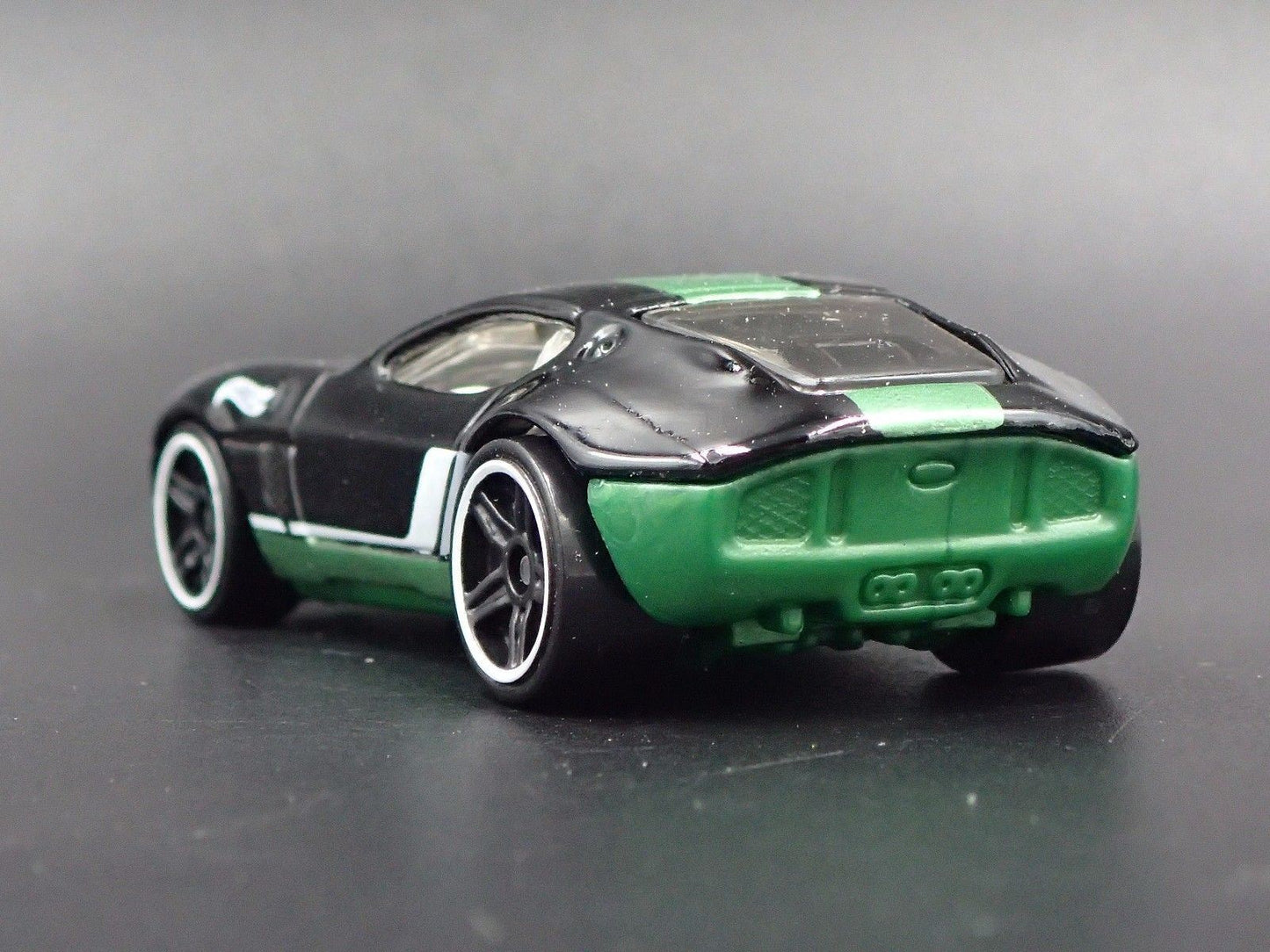 2005 05 FORD SHELBY GR1 CONCEPT BLACK 1:64 SCALE COLLECTIBLE DIECAST MODEL CAR